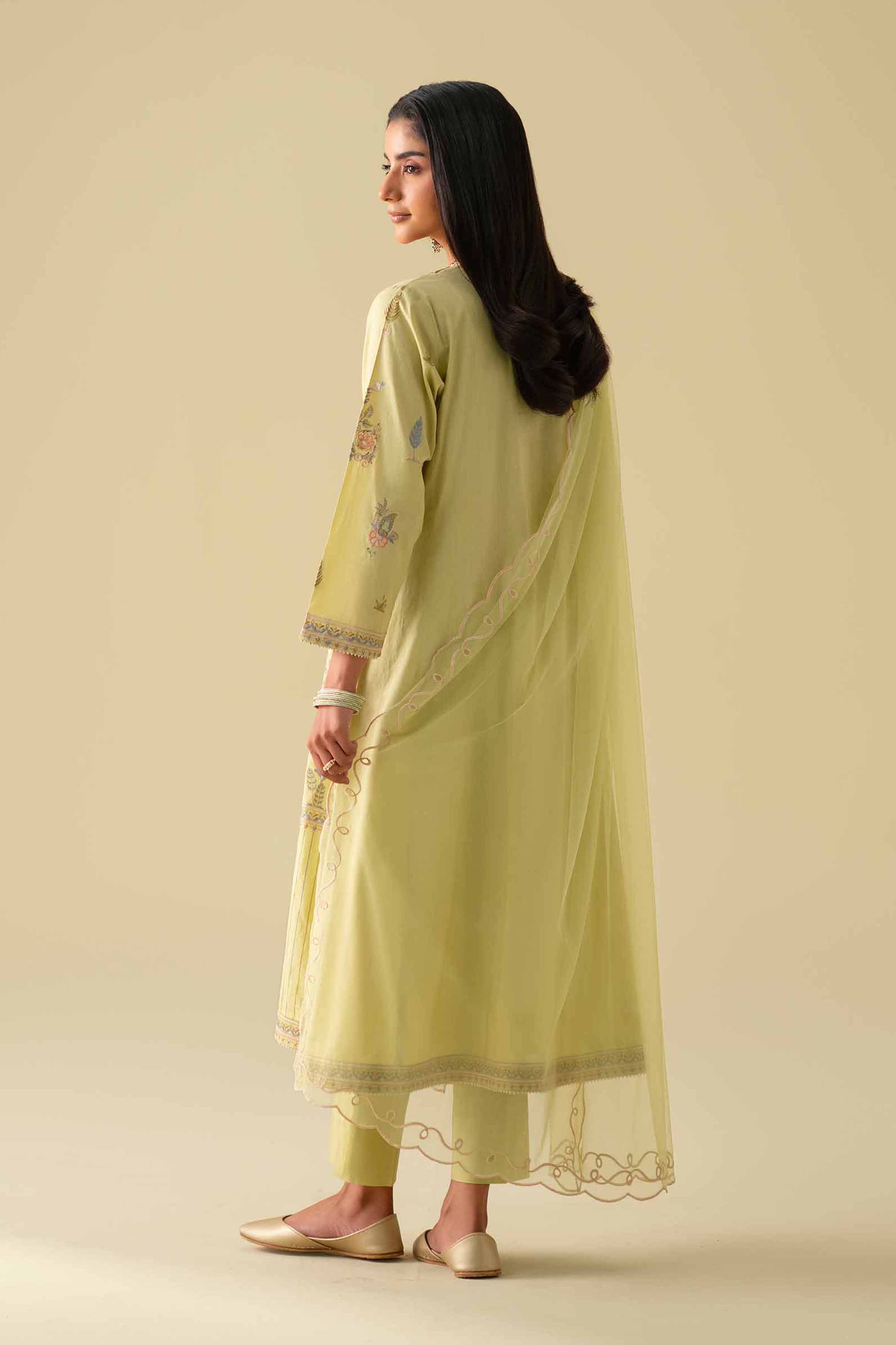 Nishat UK - Green Embroidered Cambric 3 Pieces ready to wear Suit