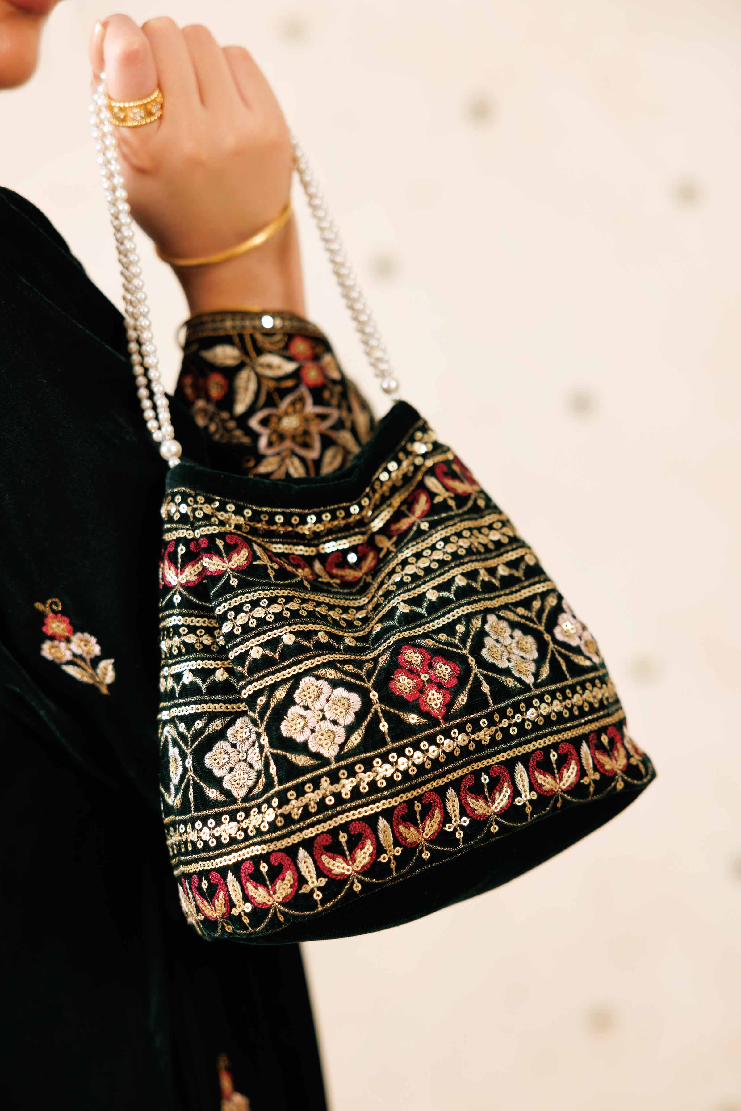 NishatUK - Green Embroidered Velvet  ready to wear Pouch
