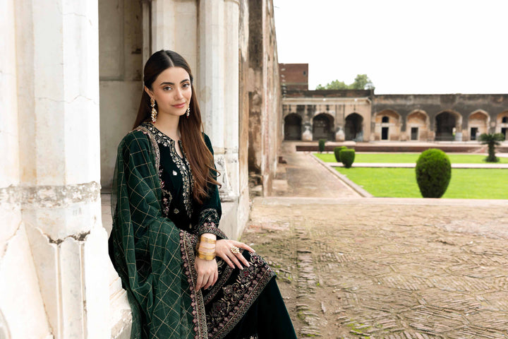 NishatUK - Green Embroidered Velvet 3-piece ready to wear-luxury Suit