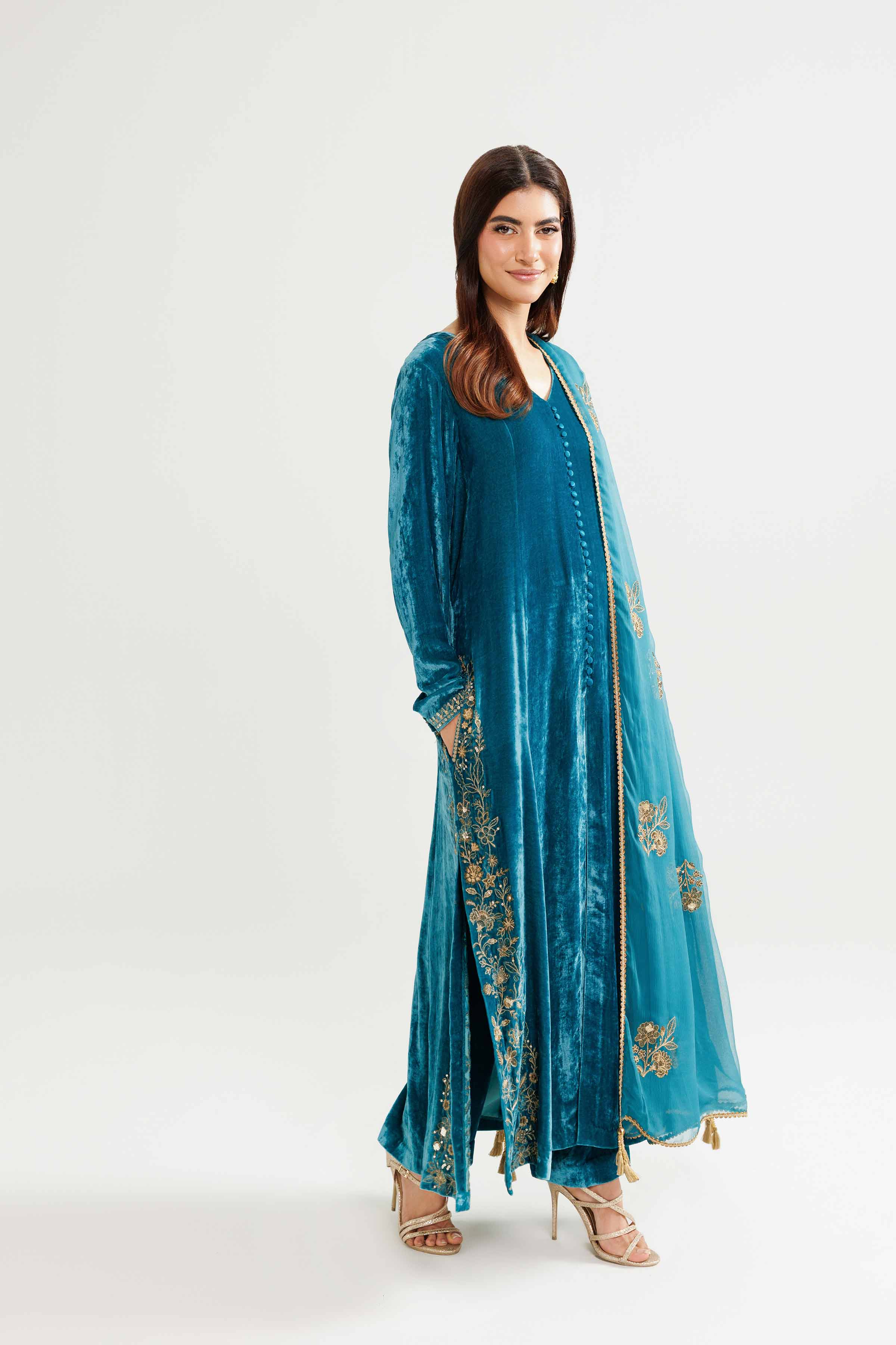 NishatUK - Ferozi Embroidered Velvet 3-piece ready to wear Suit