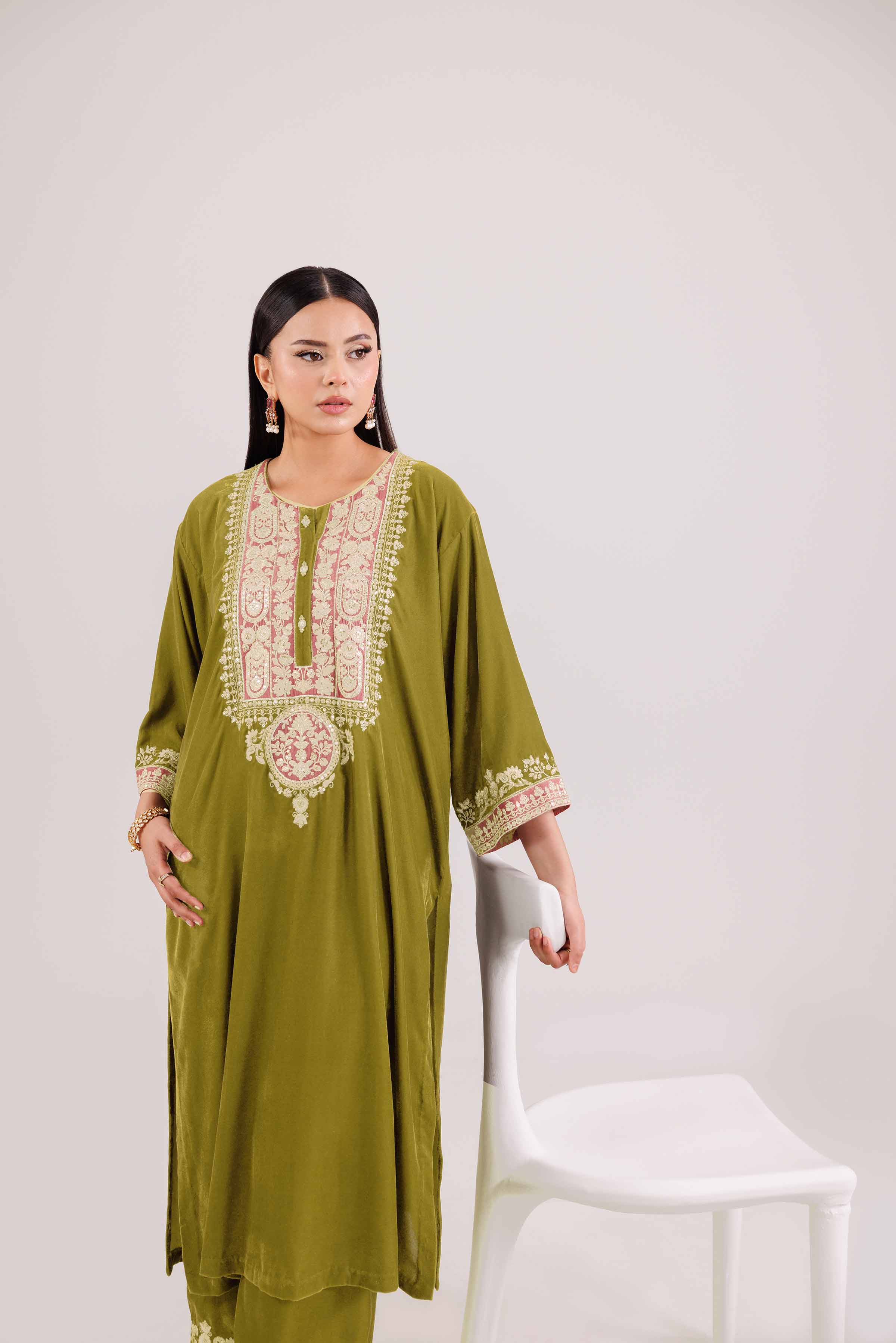 Nishat UK - 2 Piece - Embroidered Suit - KFW25-30