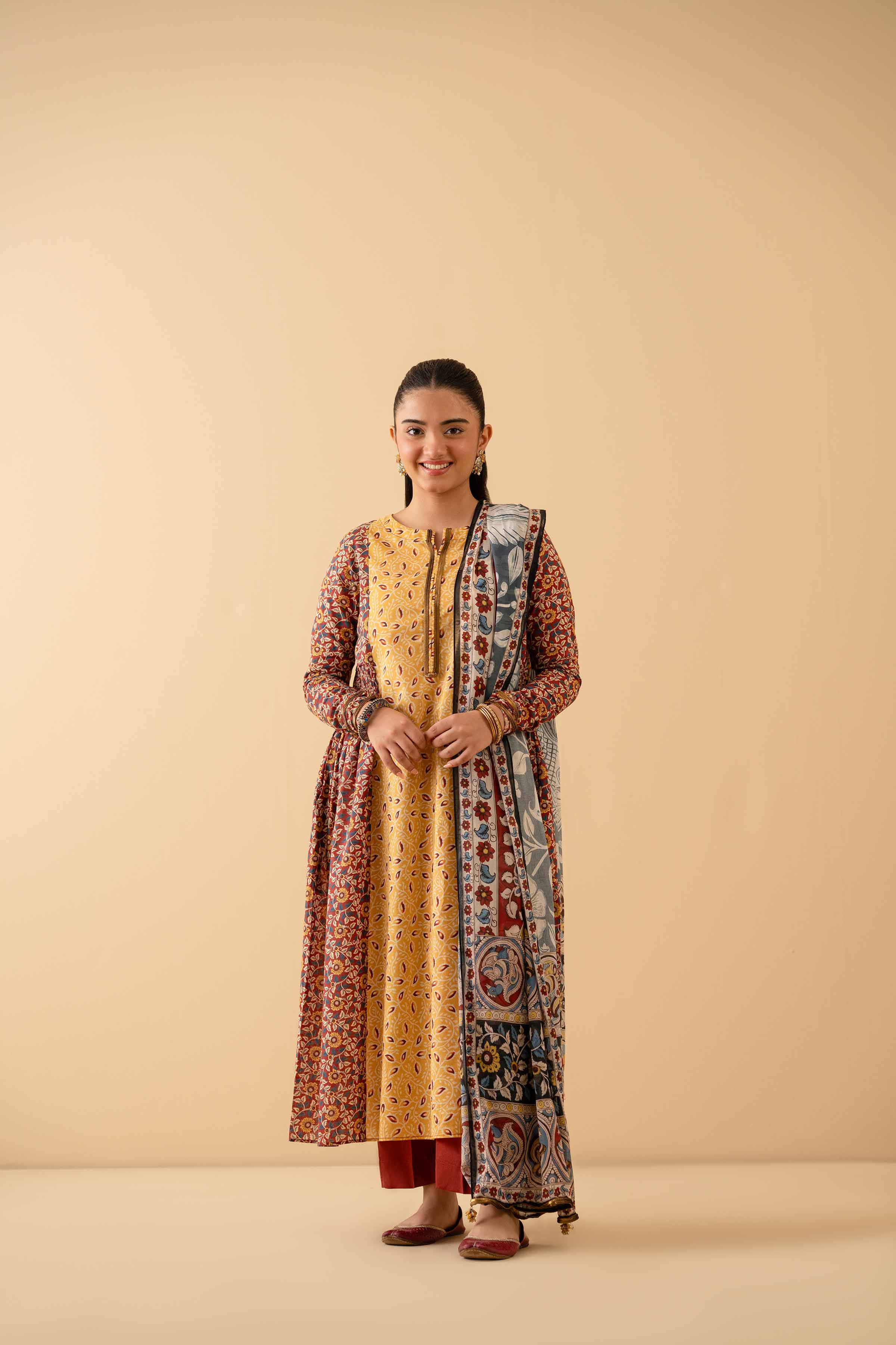 NishatUK - Maroon Printed Lawn 3-piece ready to wear Suit