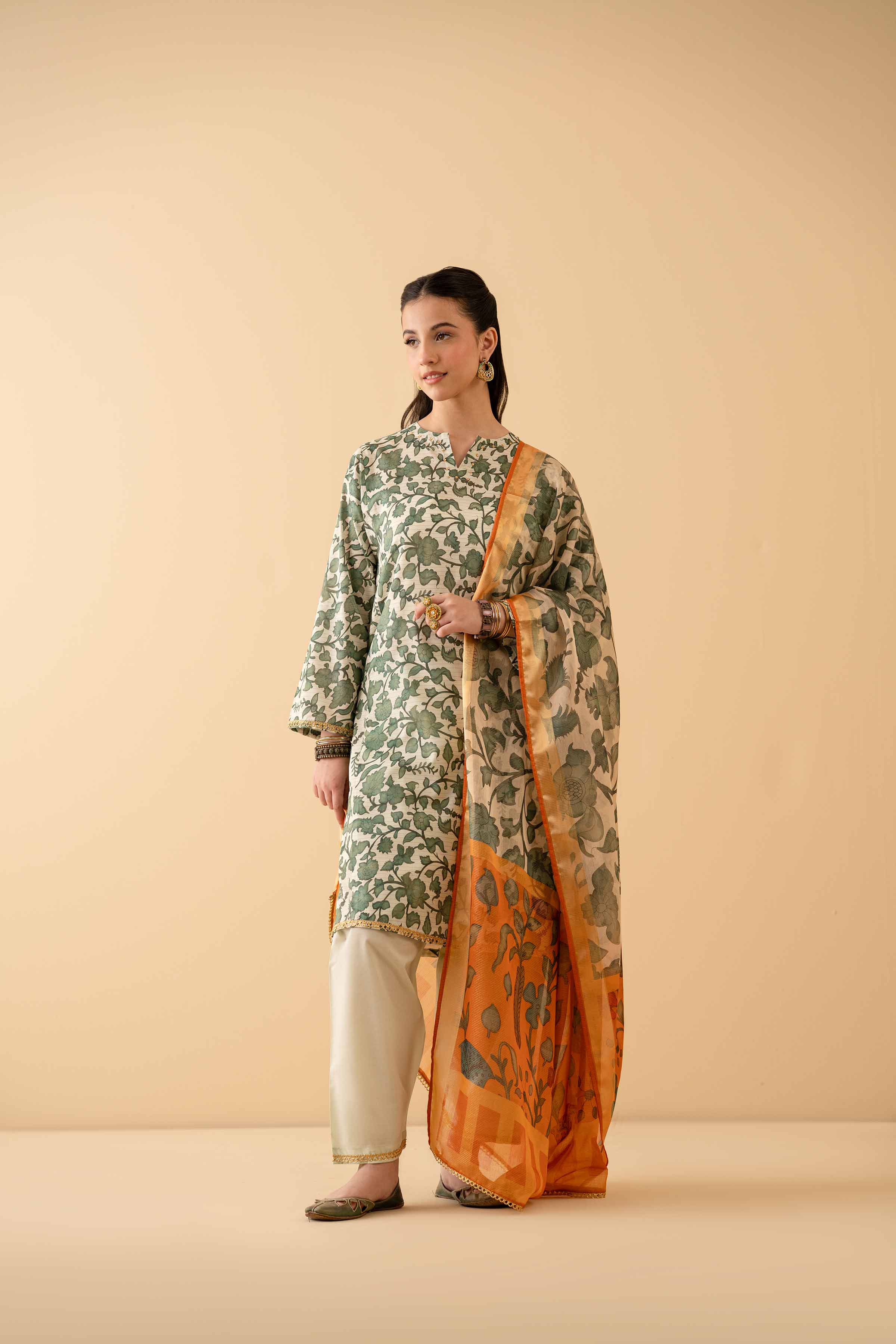 NishatUK - Green Printed Lawn 3-piece ready to wear Suit