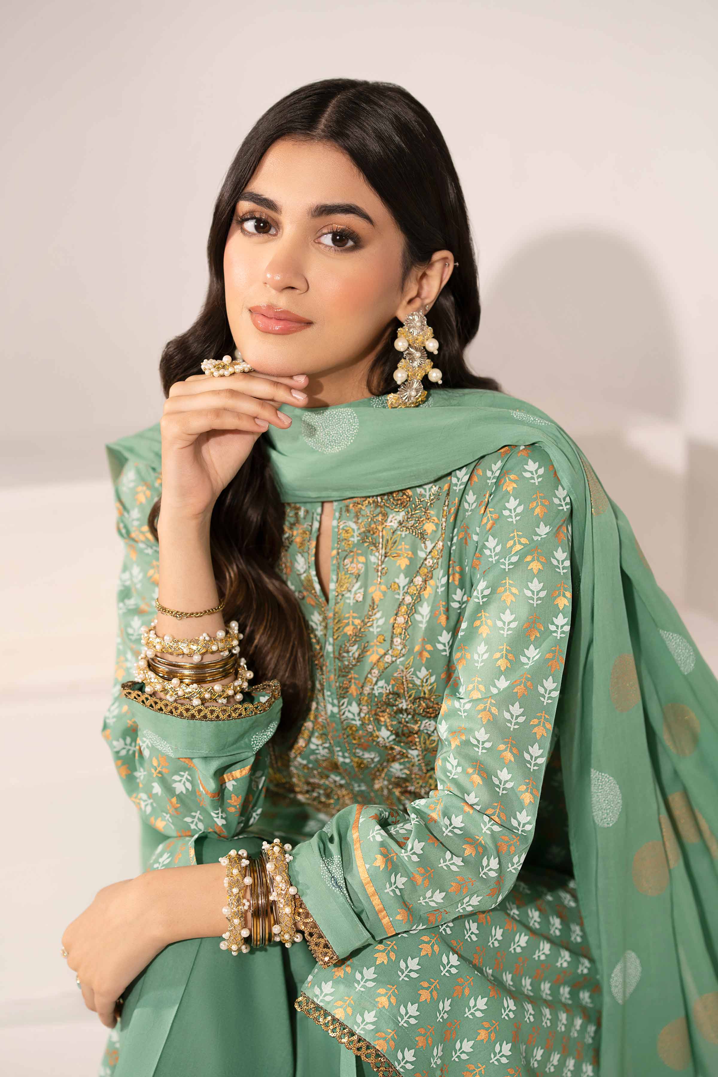 NishatUK - Green Embroidered  Lawn 3-piece ready to wear Suit