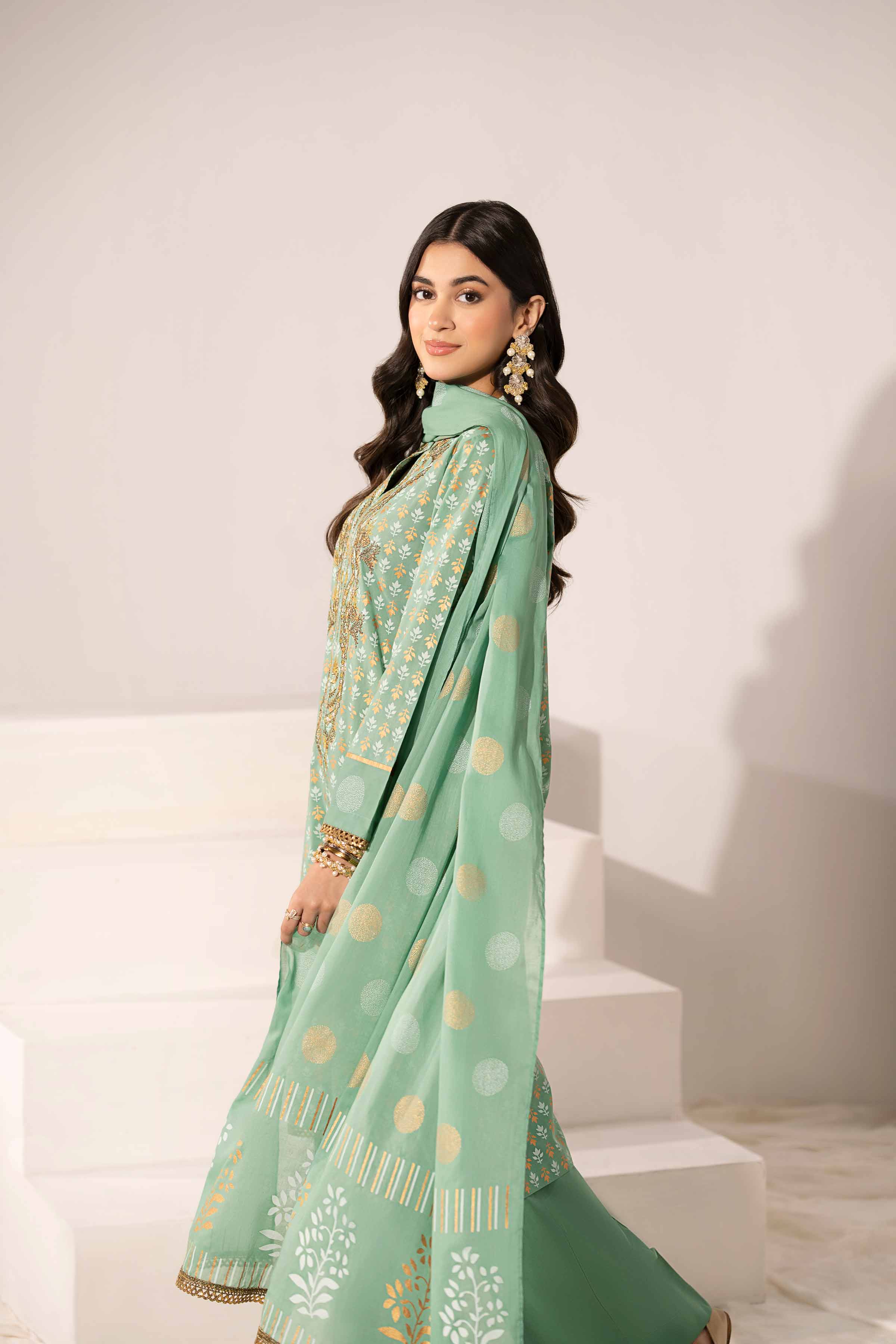 NishatUK - Green Embroidered  Lawn 3-piece ready to wear Suit