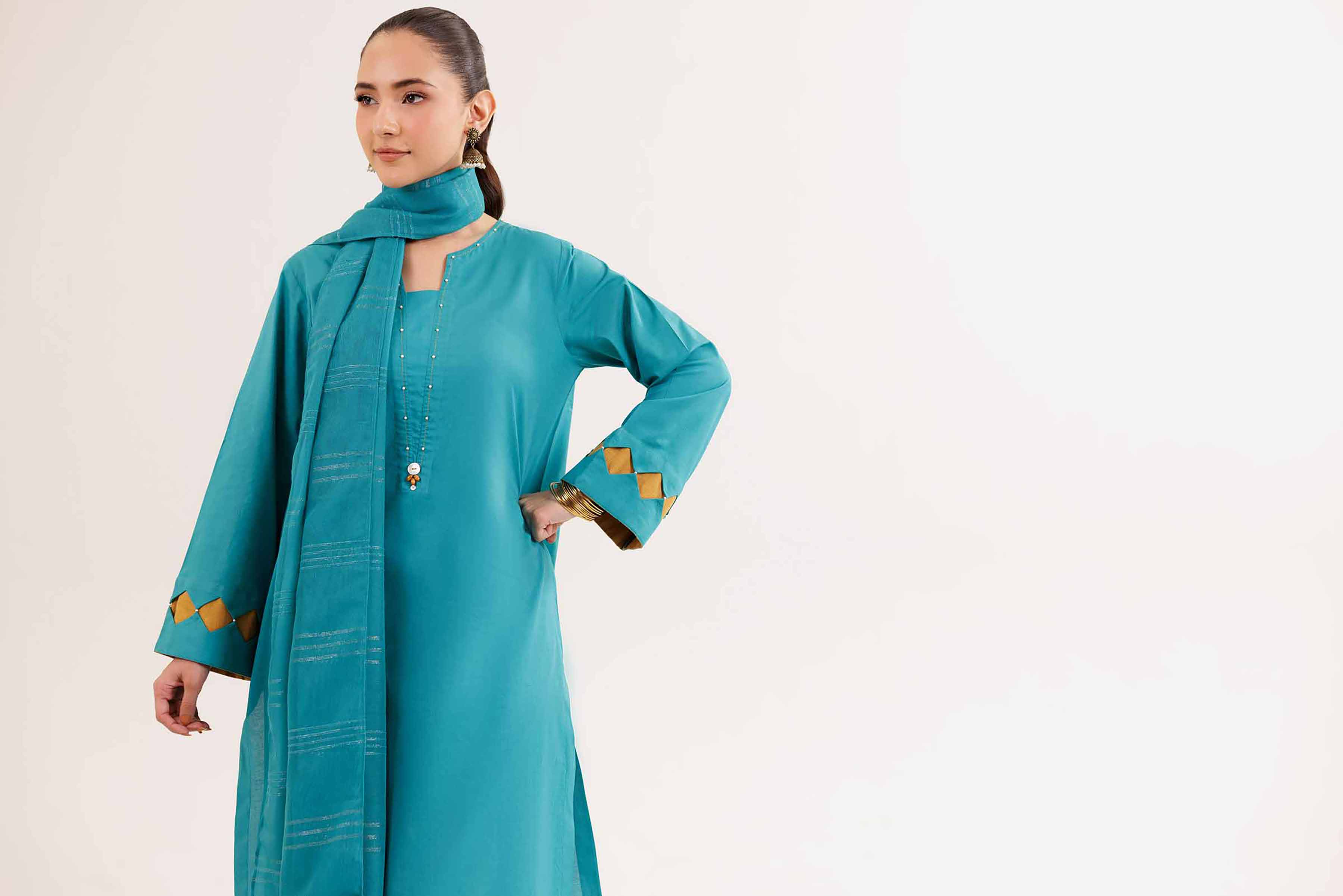 NishatUK - Turquaise Solids Jacquard 3-piece ready to wear Suit