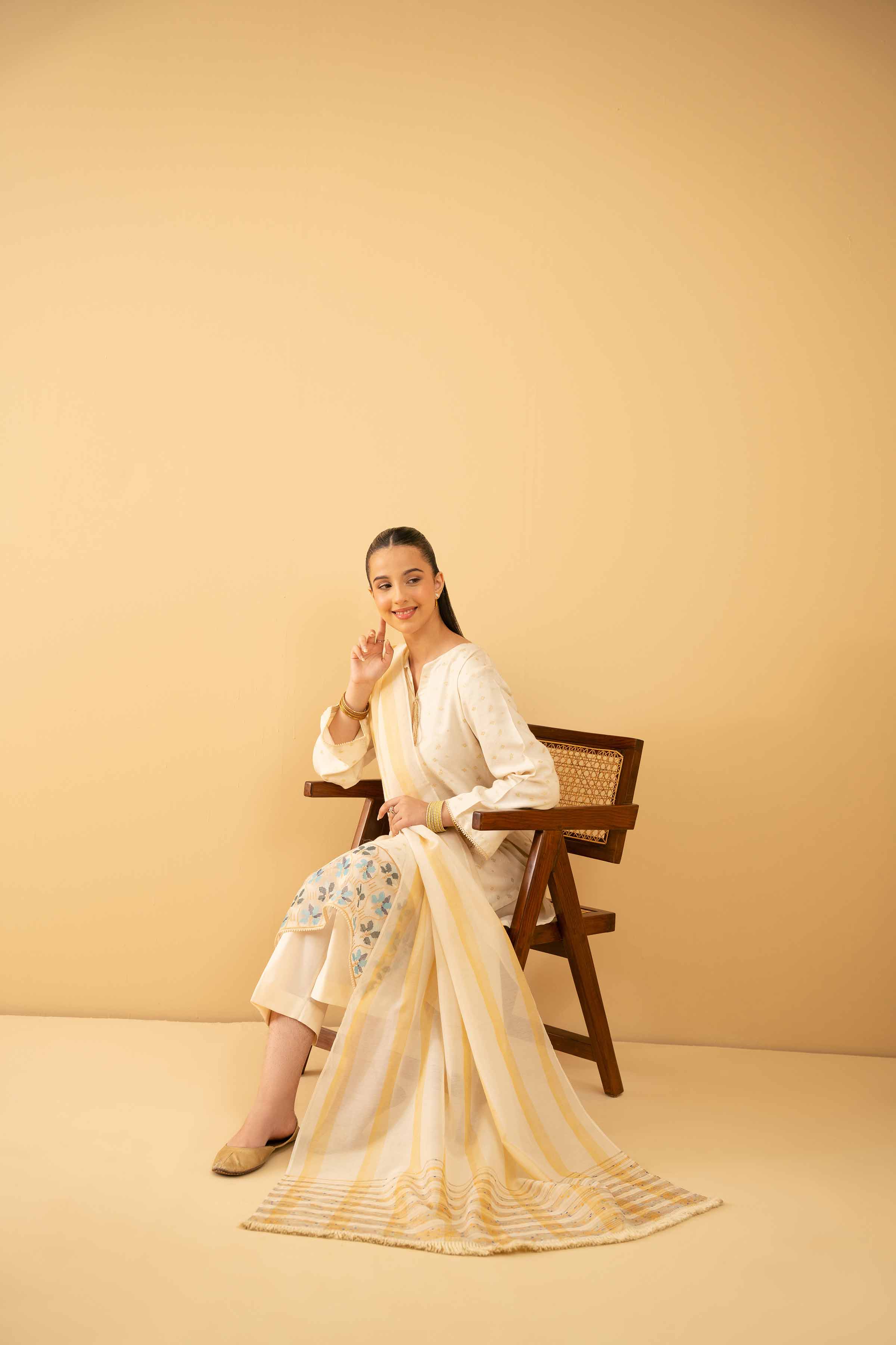 NishatUK - White Embroidered Jacquard 3-piece ready to wear Suit