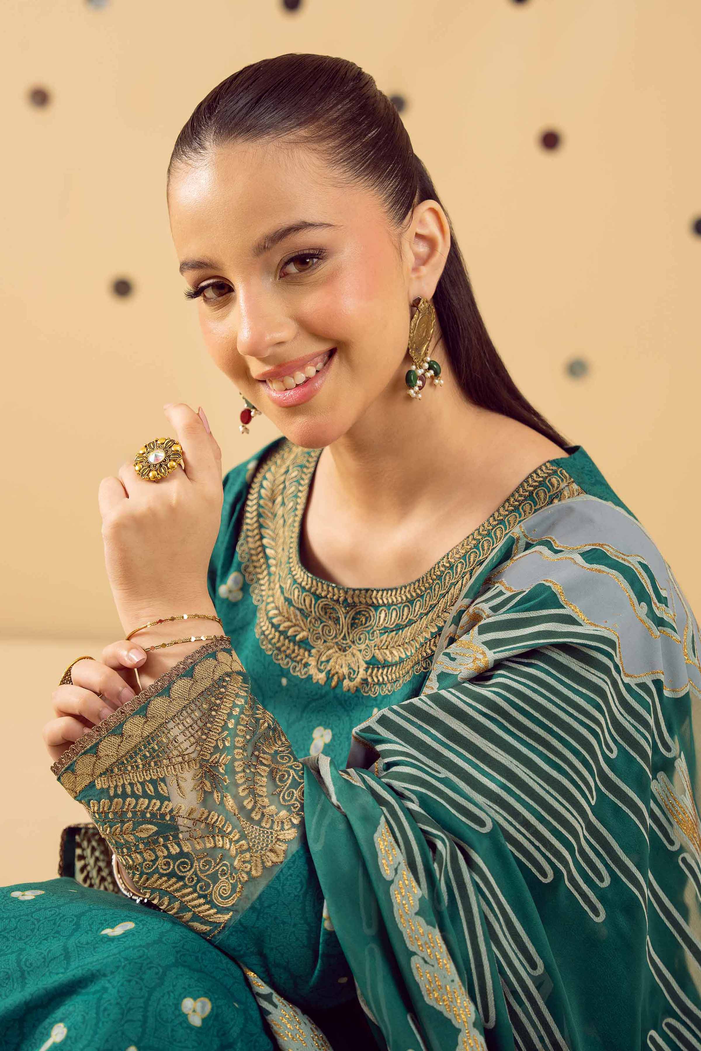 NishatUK - Green Embroidered  Lawn 3-piece ready to wear Suit