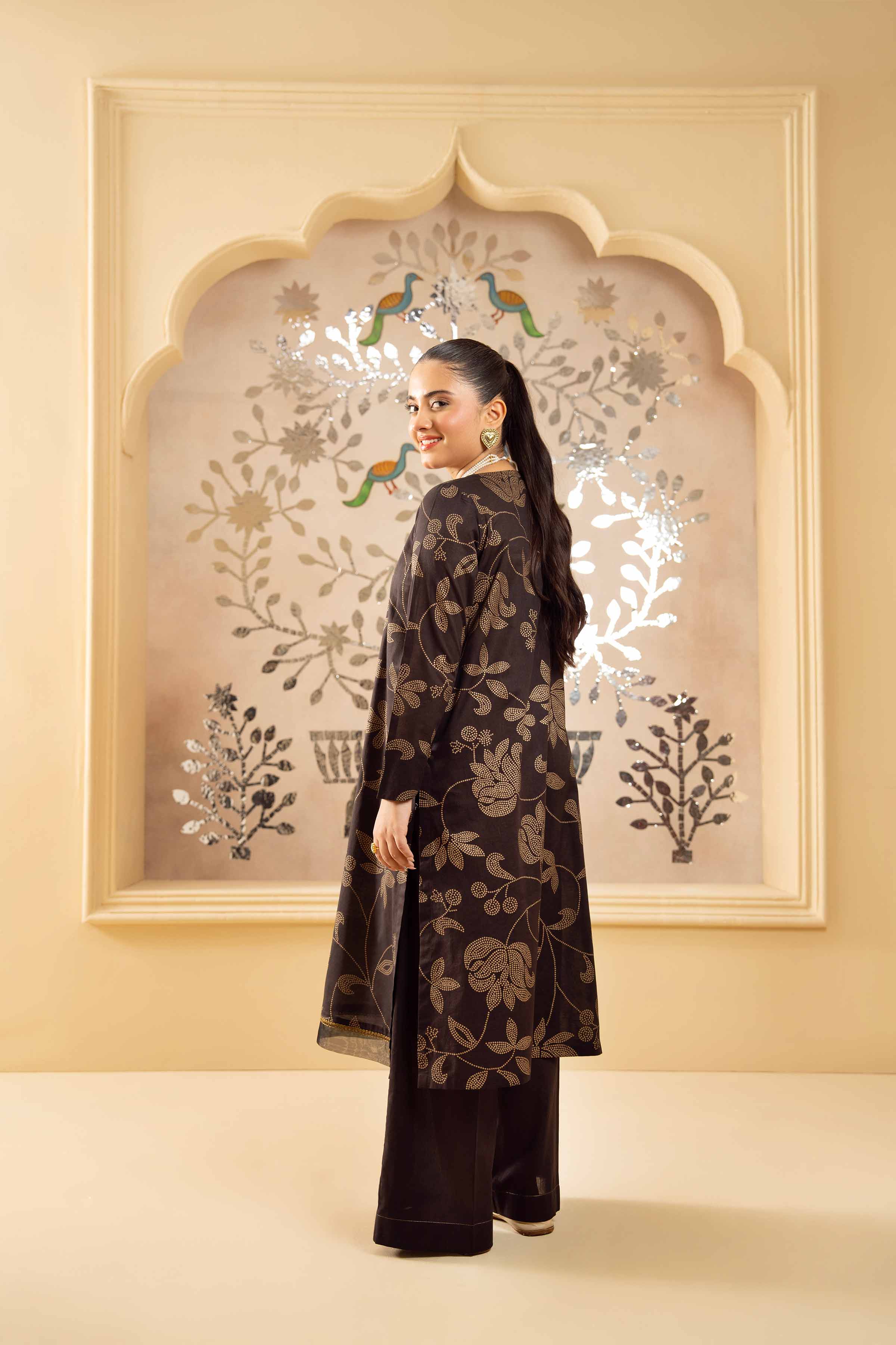 NishatUK - Black Printed Lawn 3-piece ready to wear Suit