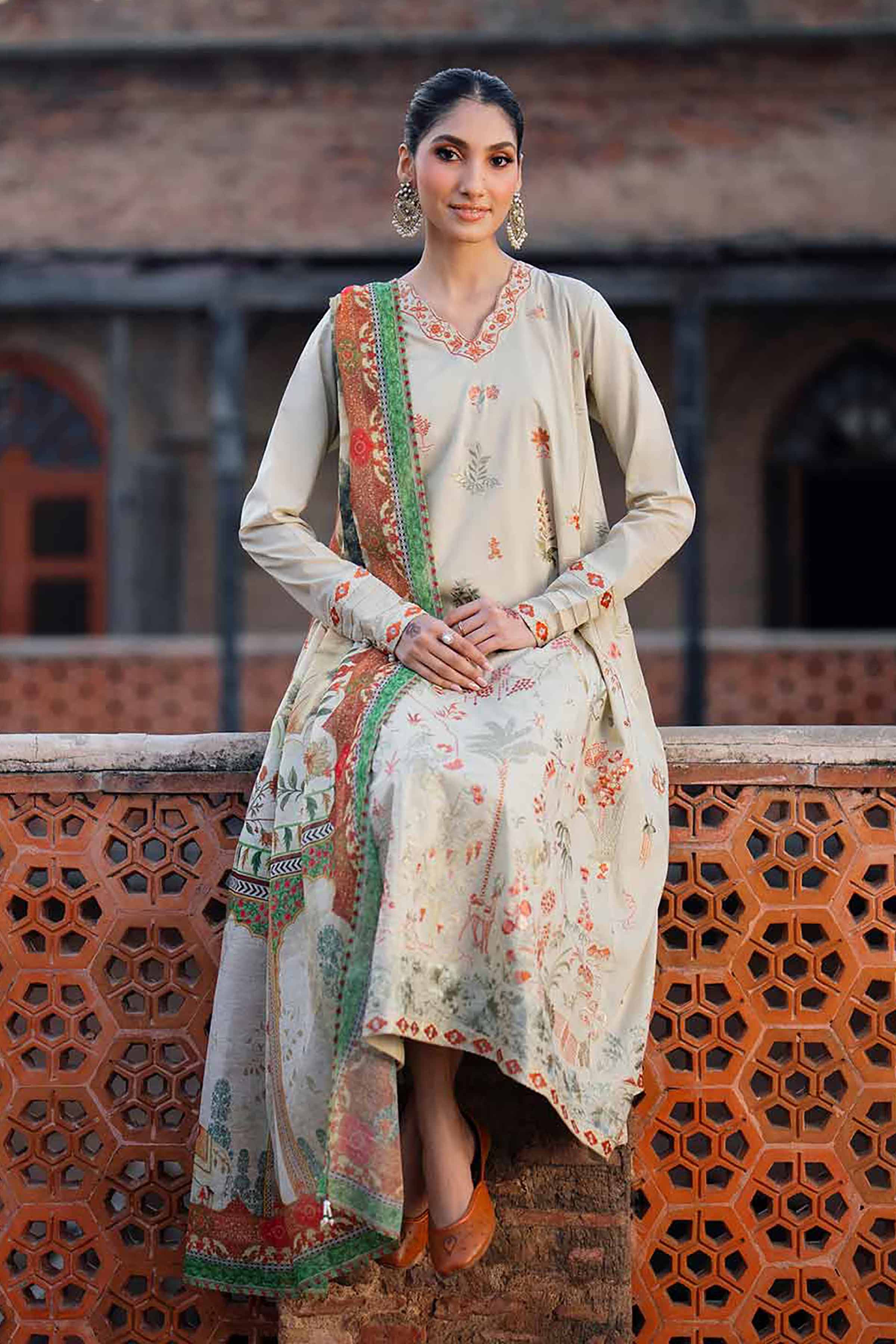 NishatUK - Green Embroidered Cambric 3-piece ready to wear Suit