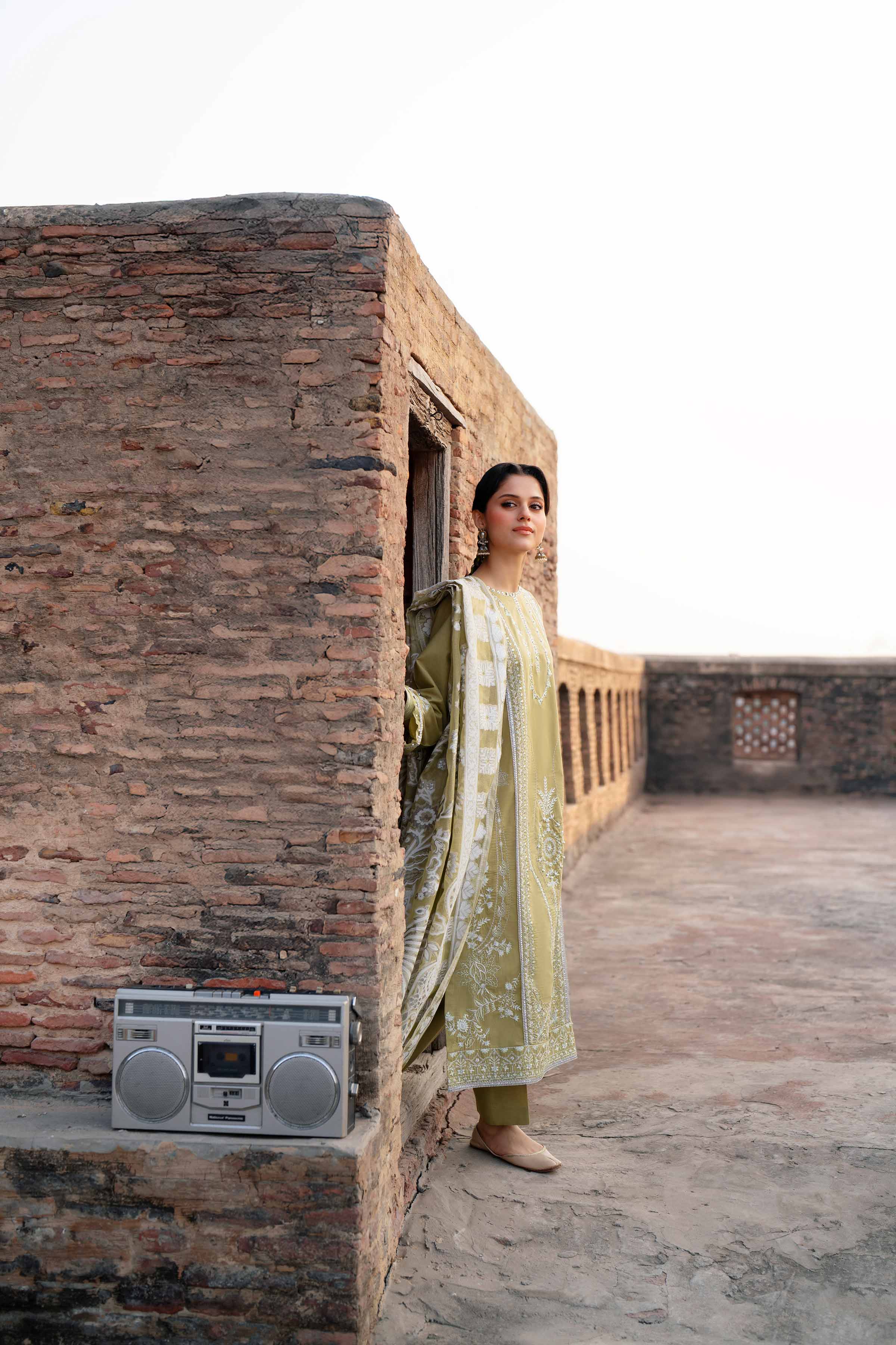 NishatUK - Green Embroidered Cross Hatch 3-piece ready to wear Suit