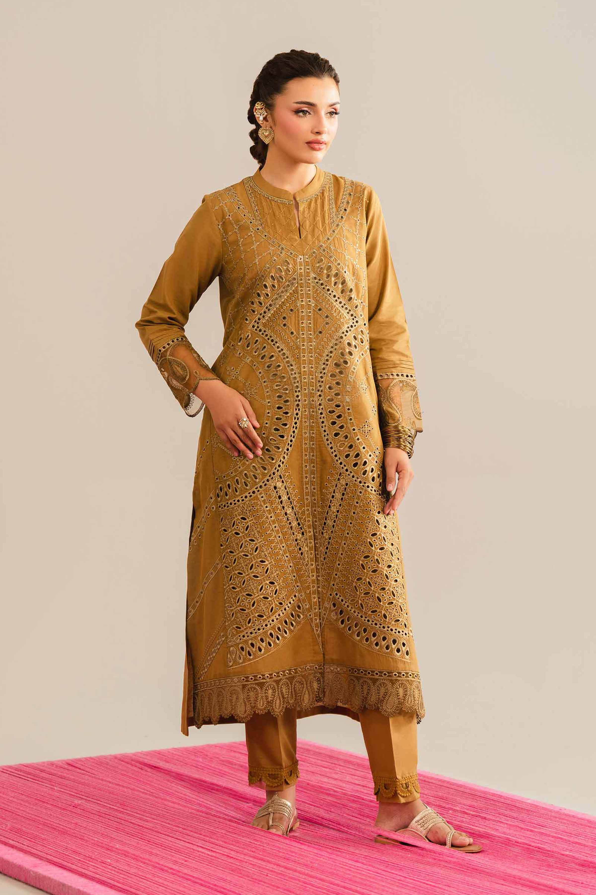 2 Piece - Embroidered Suit - PE26-52