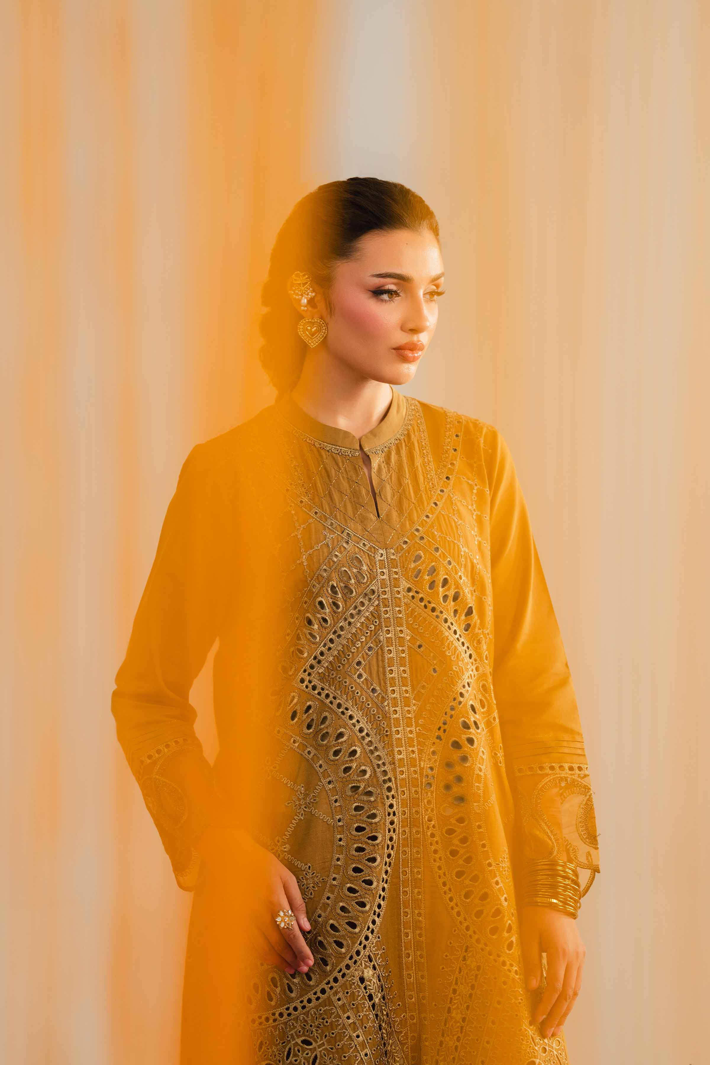 2 Piece - Embroidered Suit - PE26-52