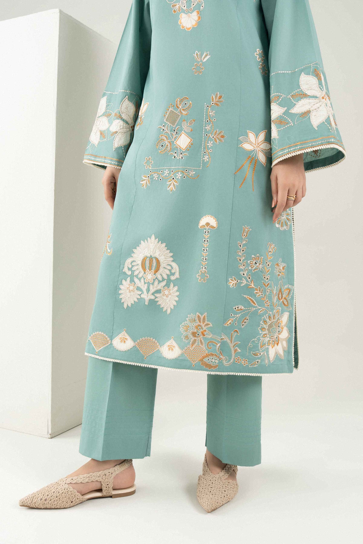 Nishat UK - Blue Embroidered Cambric 3 Pieces ready to wear Suit