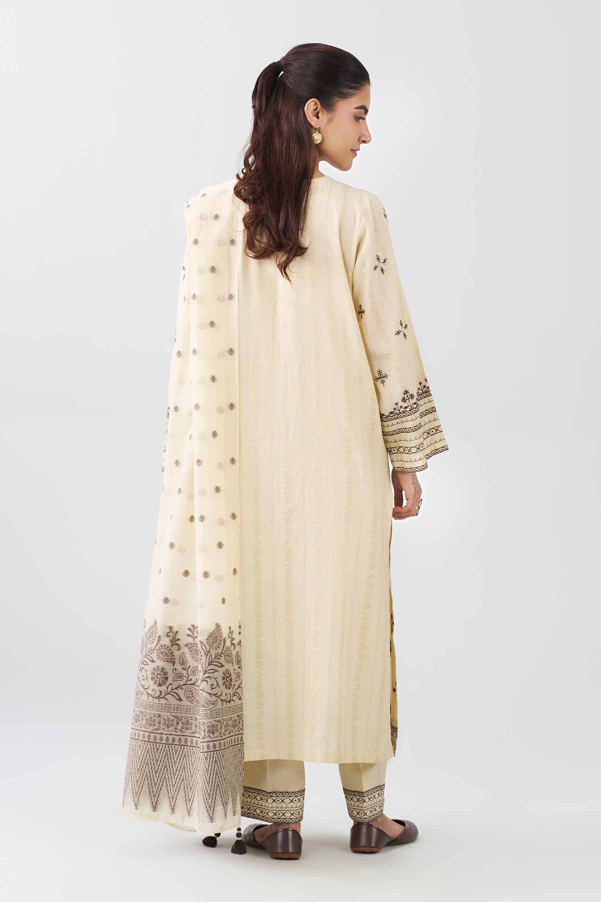 Nishat UK - Off White Embroidered Jacquard 3 Piece ready to wear Suit