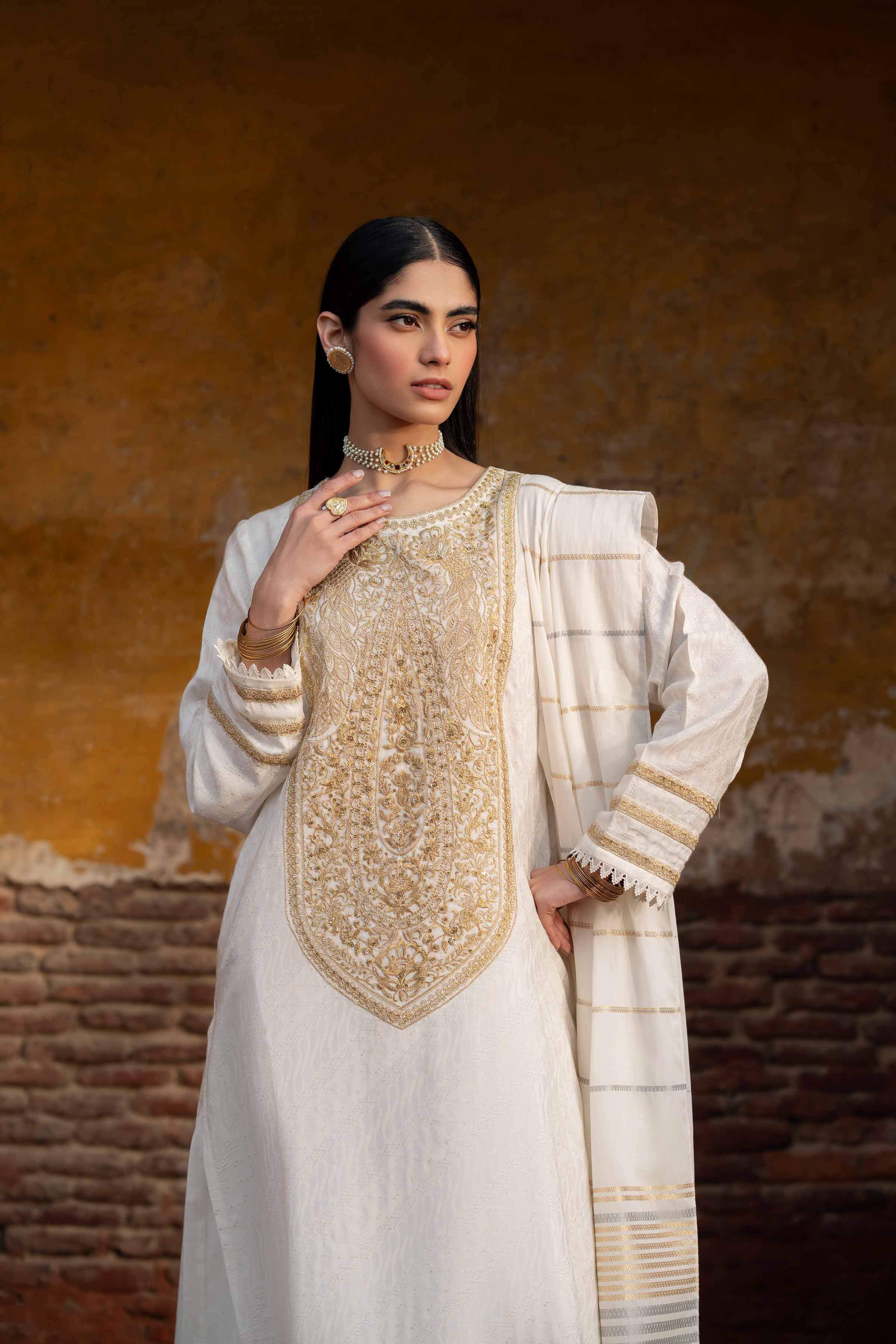 NishatUK - Off White Embroidered Jacquard 3-piece ready to wear Suit