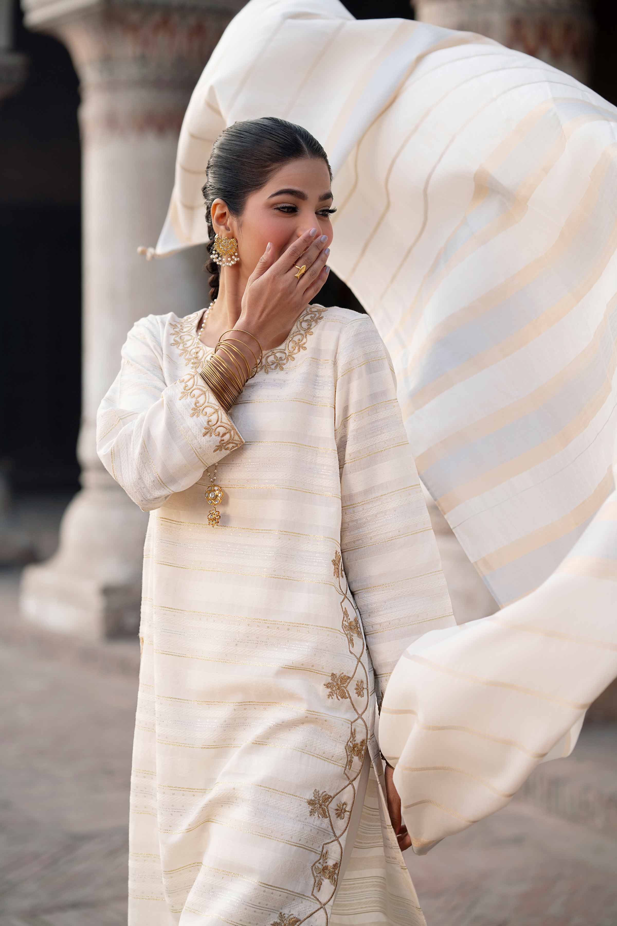 NishatUK - Off White Embroidered Jacquard 3-piece ready to wear Suit