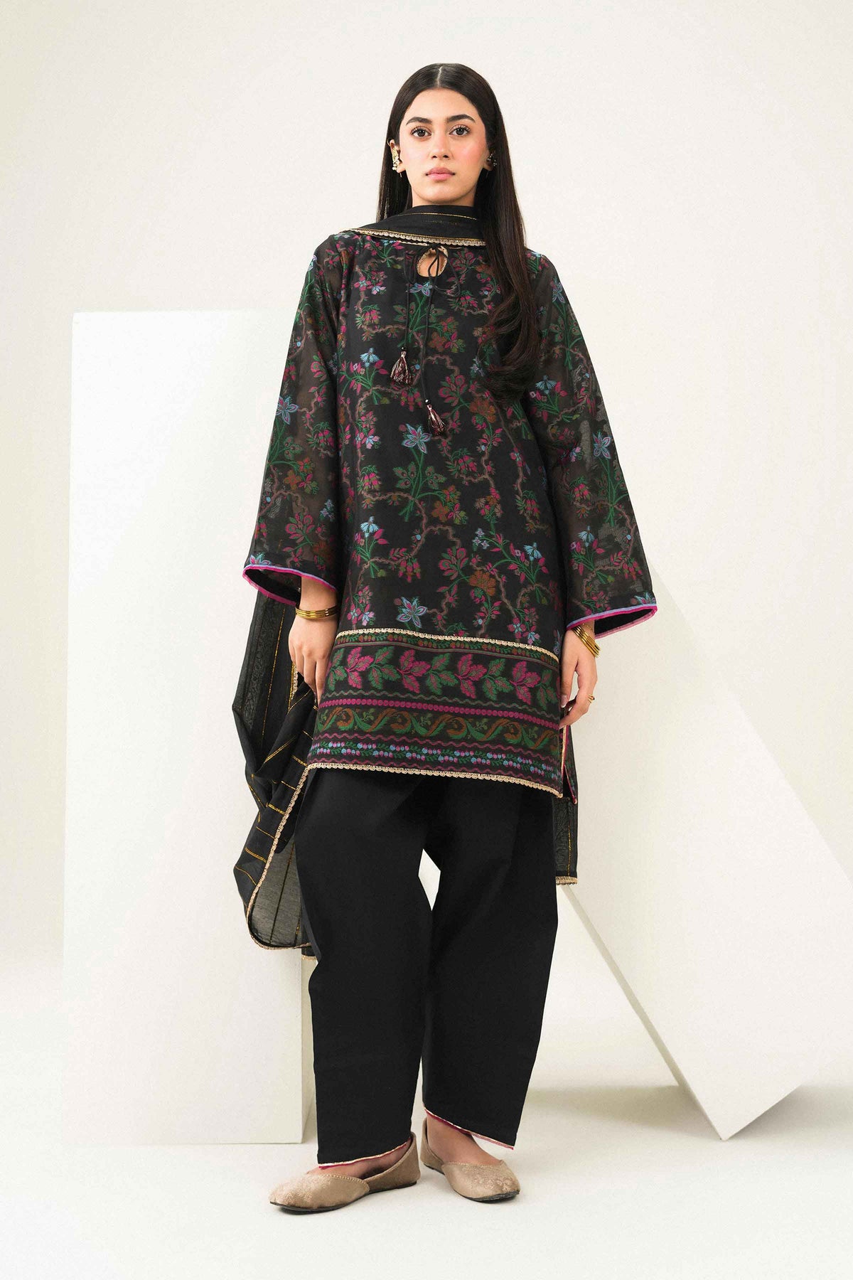 Nishat UK - Black Embroidered Yarn Dyed 3 Pieces ready to wear Suit