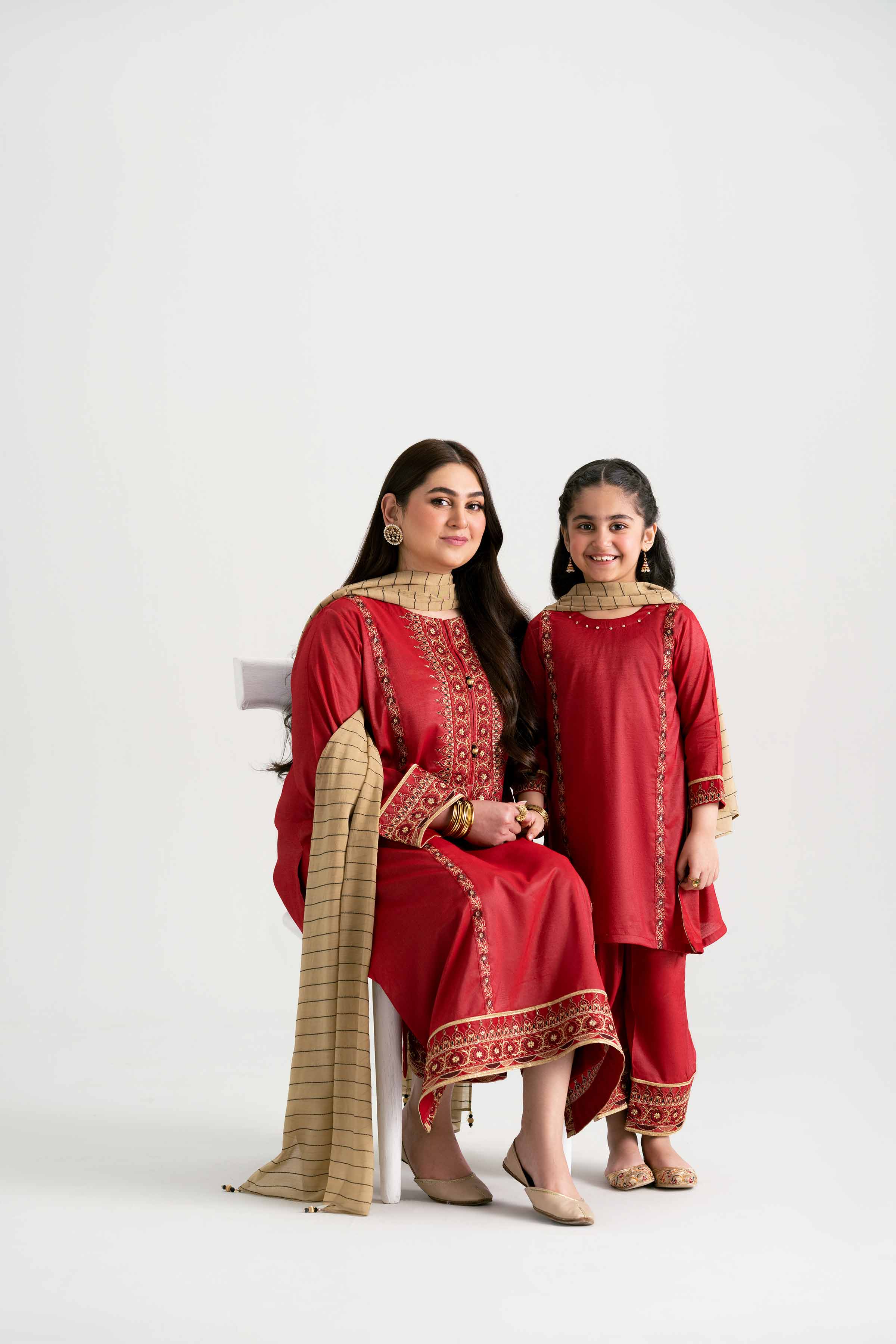 NishatUK - Ivory Embroidered   Nylon Viscose 3-piece ready to wear Suit