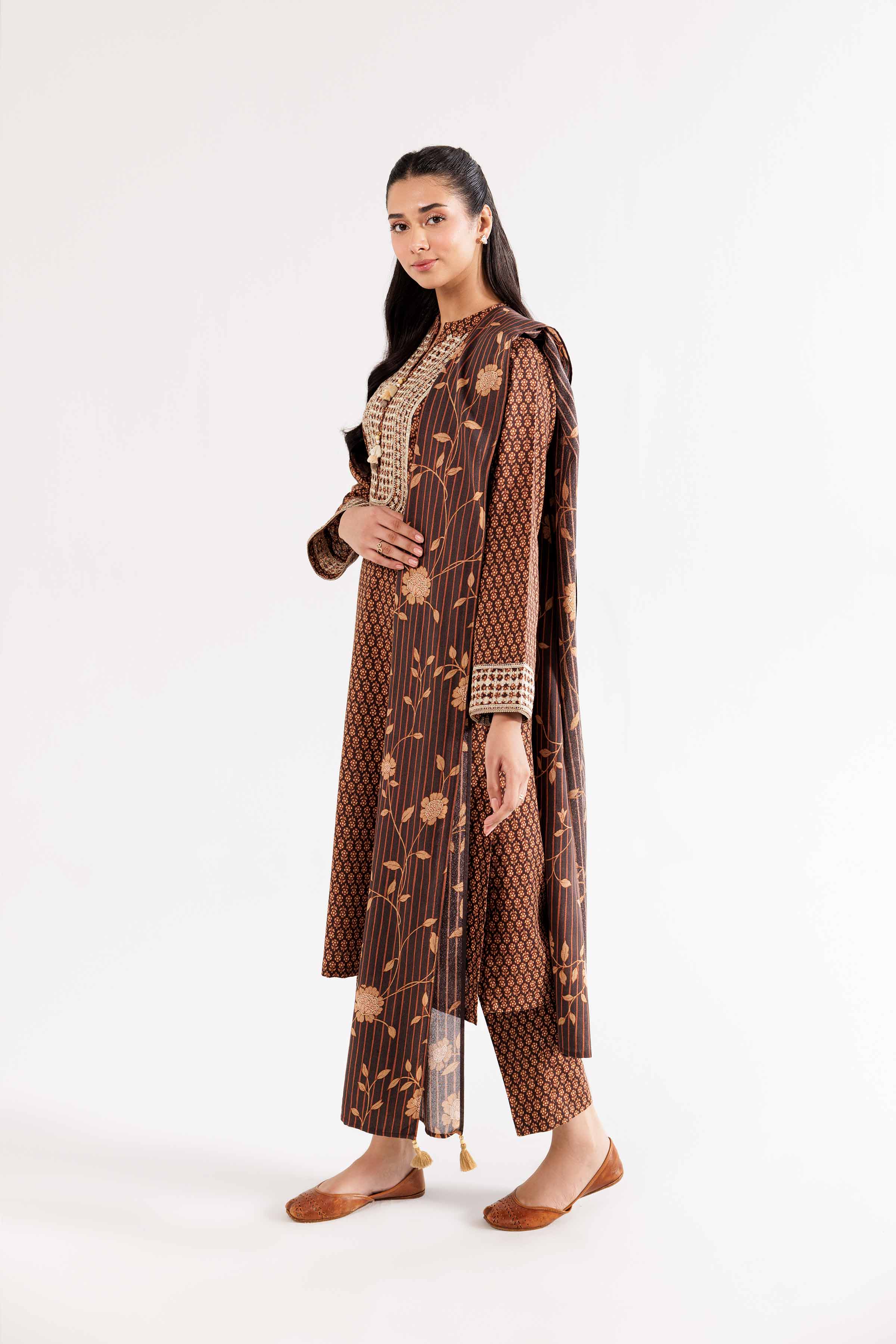 NishatUK - Brown Embroidered   Karandi 3-piece ready to wear Suit