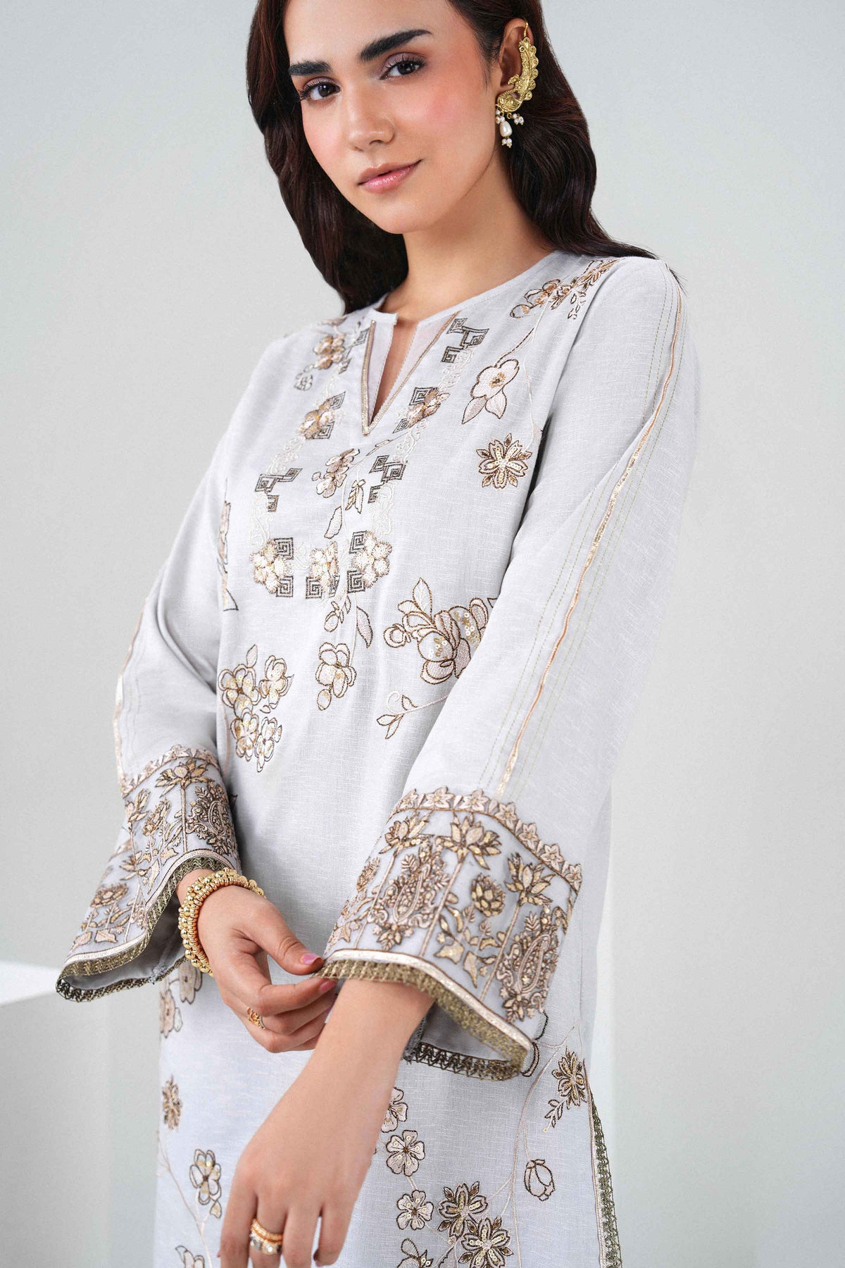 Nishat UK - Grey Embroidered Karandi 3 Pieces ready to wear Suit