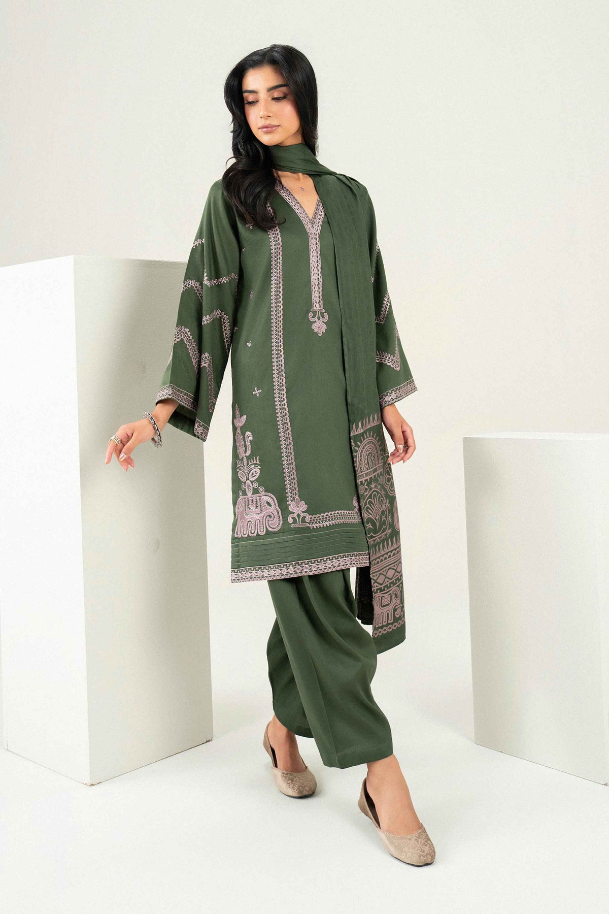 Nishat UK - Green Embroidered Satin 3 Pieces ready to wear Suit