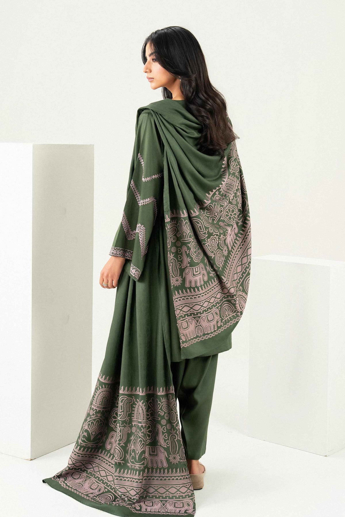 Nishat UK - Green Embroidered Satin 3 Pieces ready to wear Suit