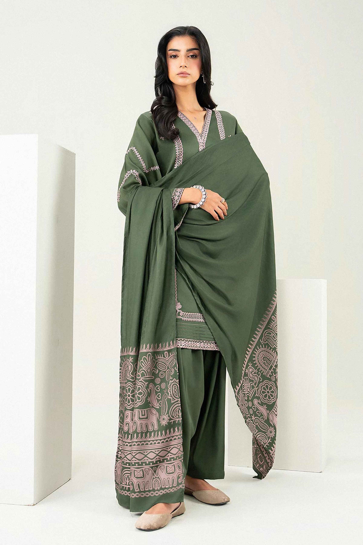 Nishat UK - Green Embroidered Satin 3 Pieces ready to wear Suit