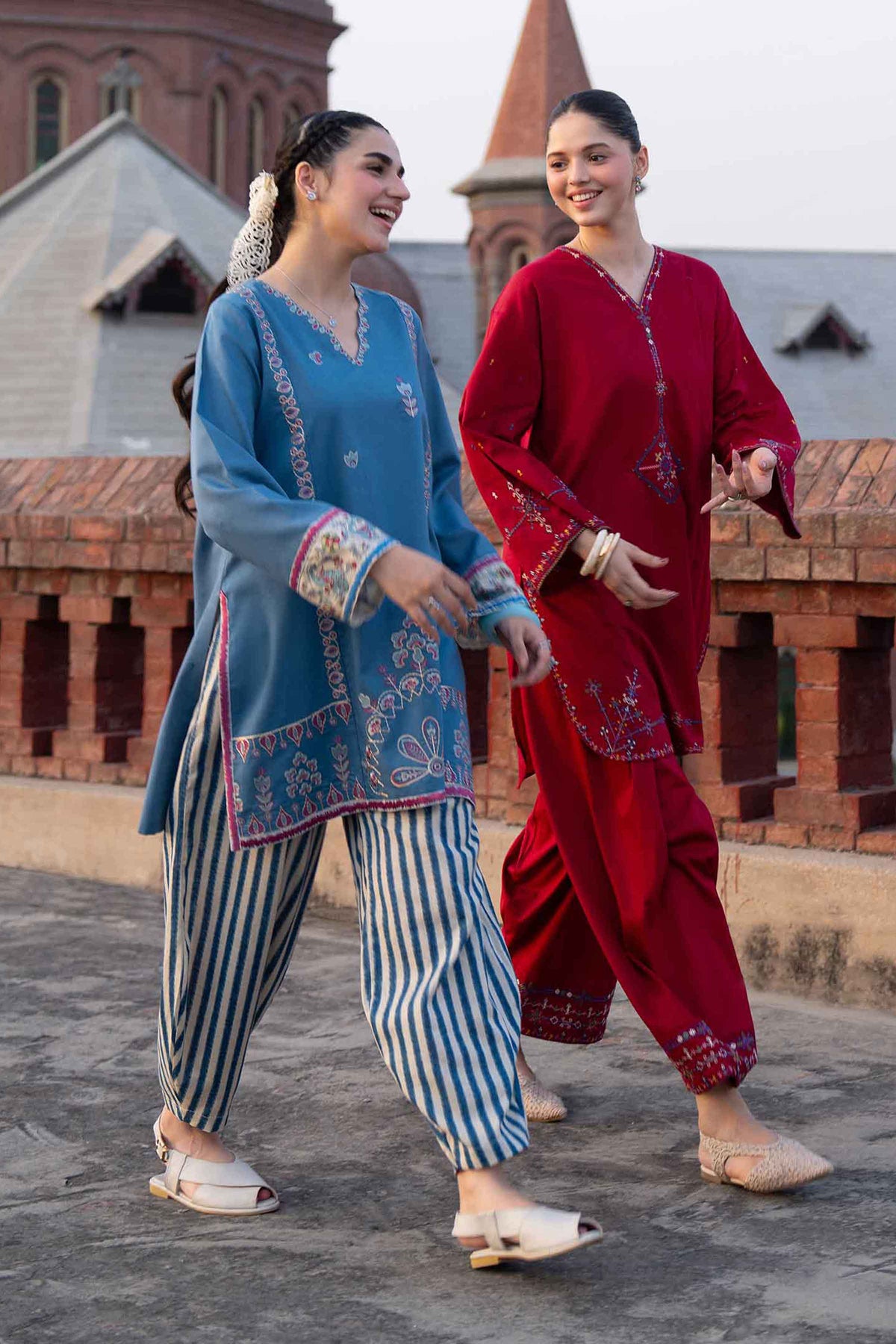 Nishat UK - Blue Embroidered Karandi 2 Pieces ready to wear 