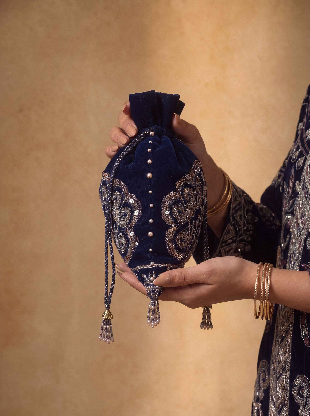Nishat UK - Blue Embroidered Velvet 1 Piece ready to wear pouch