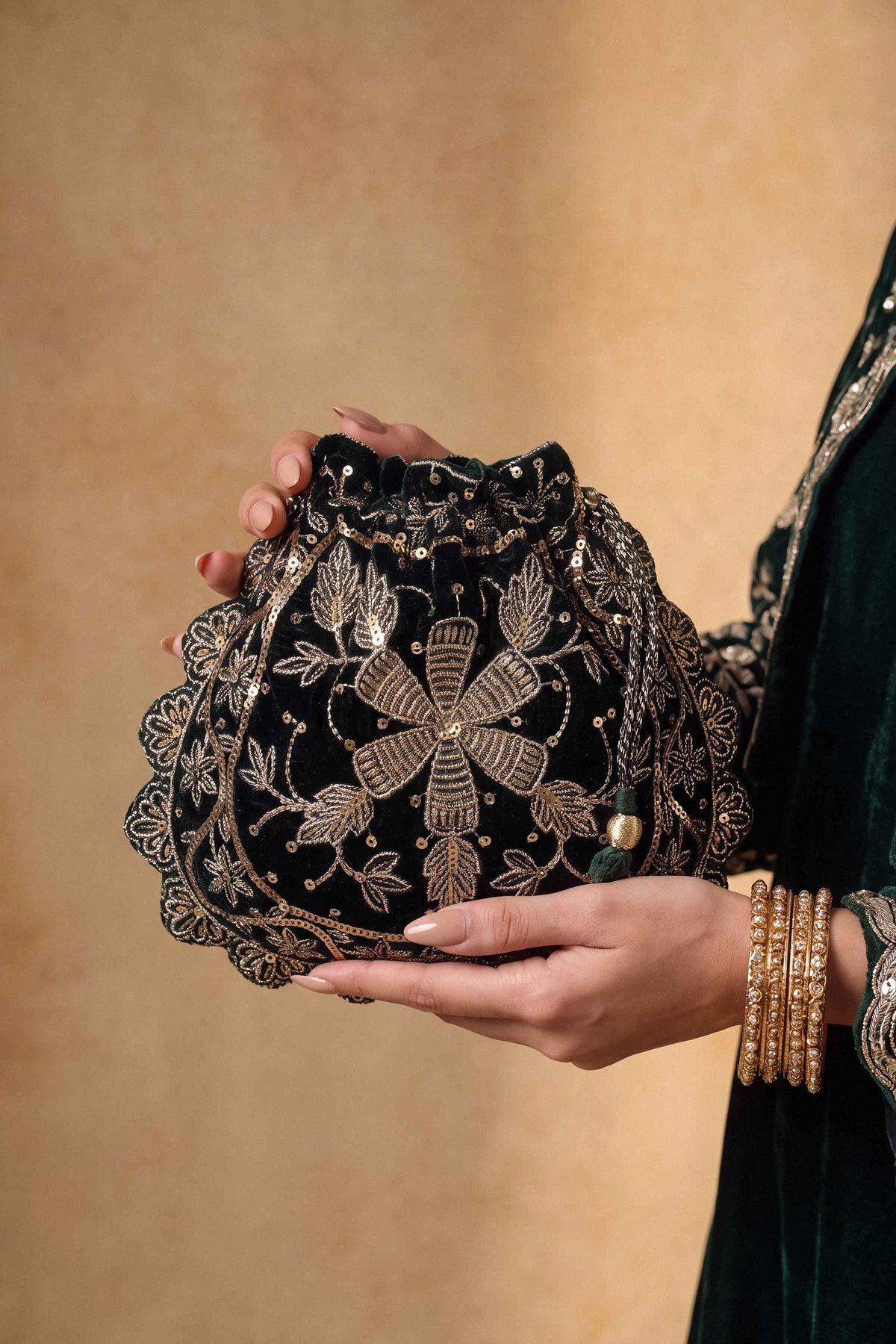 Nishat UK - Green Embroidered Velvet 1 Piece ready to wear Pouch