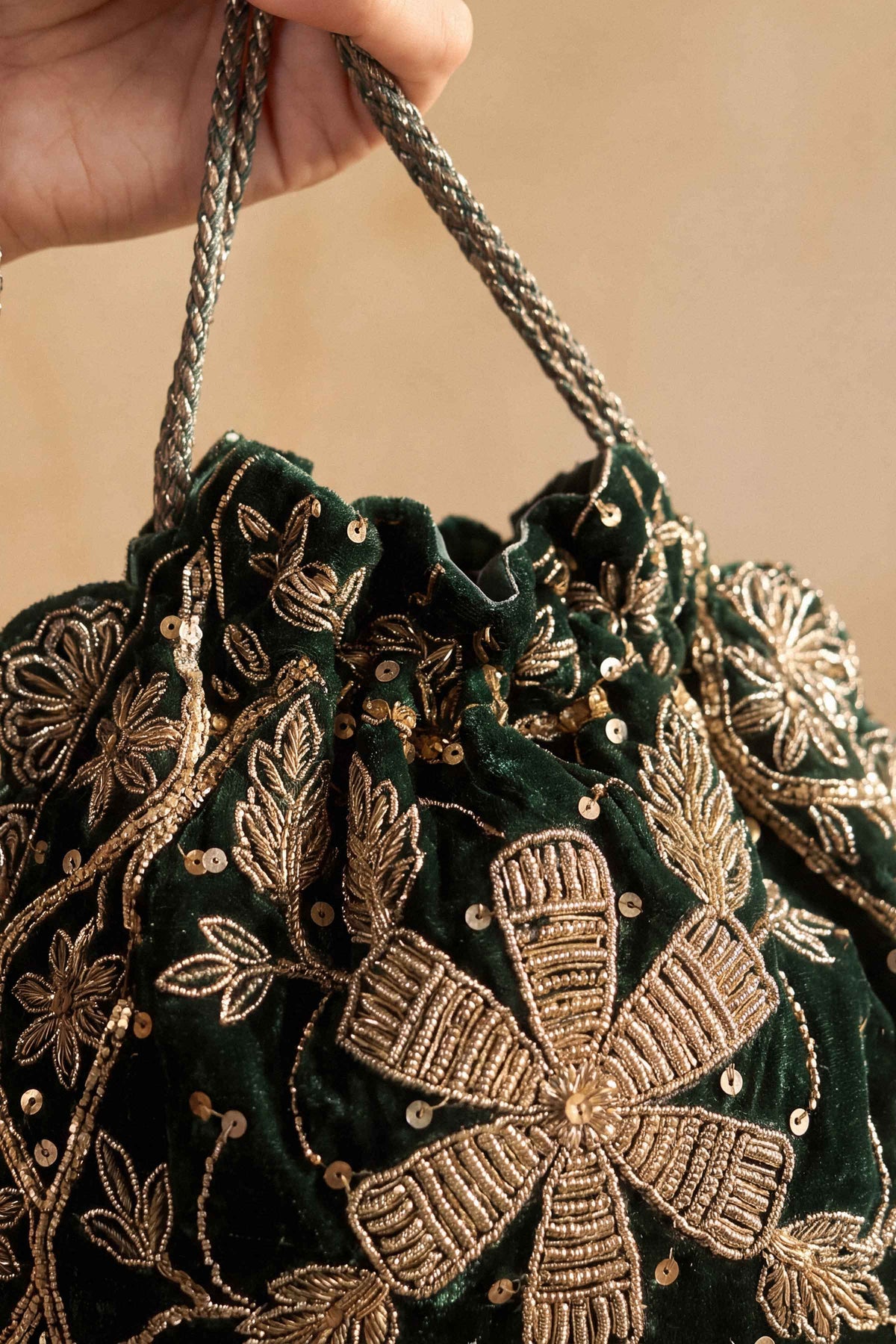 Nishat UK - Green Embroidered Velvet 1 Piece ready to wear Pouch