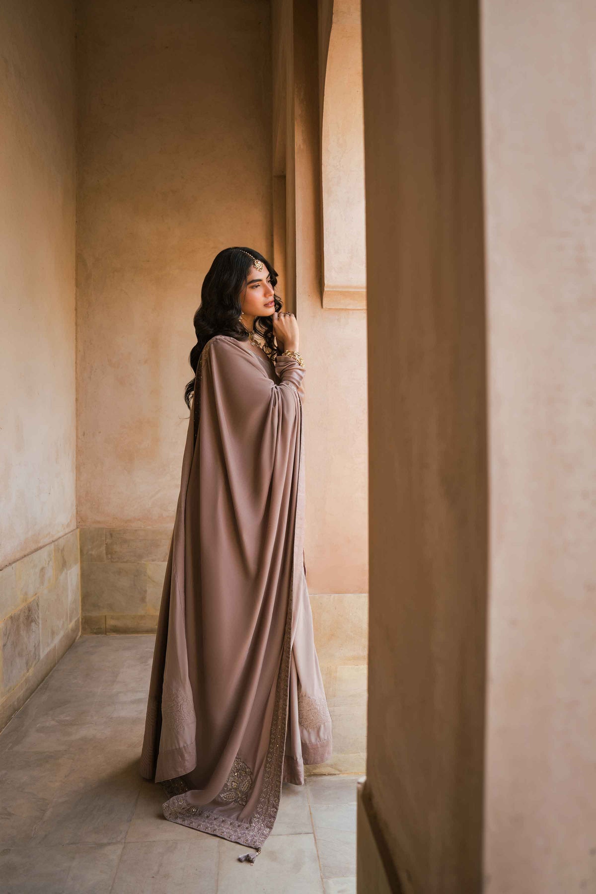 Nishat UK - Pink Embroidered Velvet 1 Piece ready to wear shawl