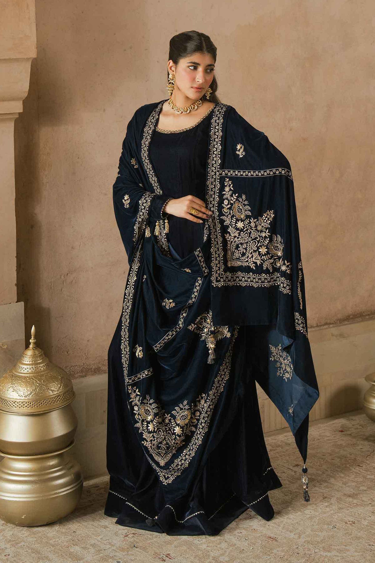 Nishat UK - Blue Embroidered Velvet 1 Piece ready to wear luxury shawl