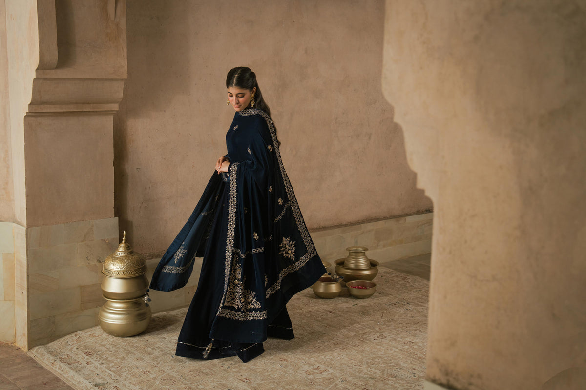 Nishat UK - Blue Embroidered Velvet 1 Piece ready to wear luxury shawl