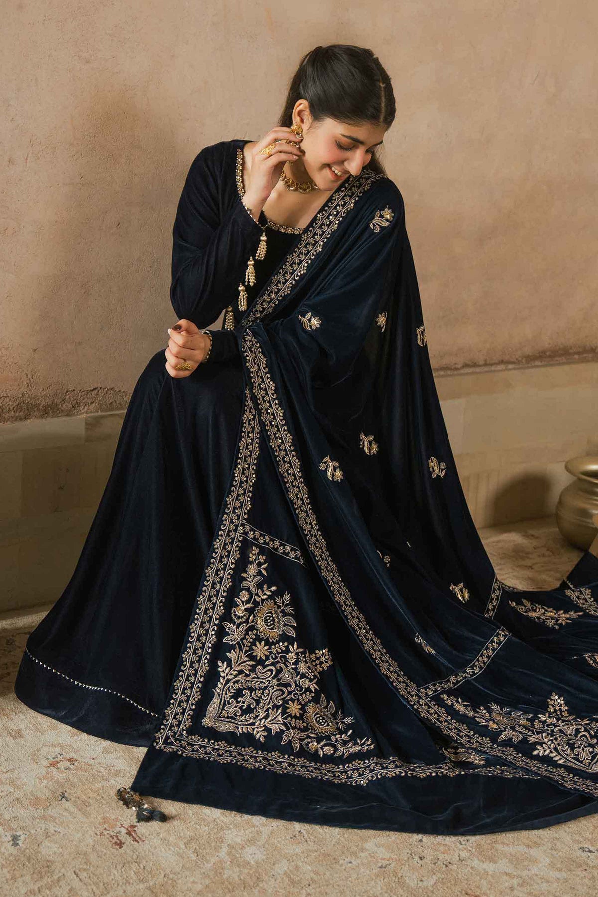 Nishat UK - Blue Embroidered Velvet 1 Piece ready to wear luxury shawl