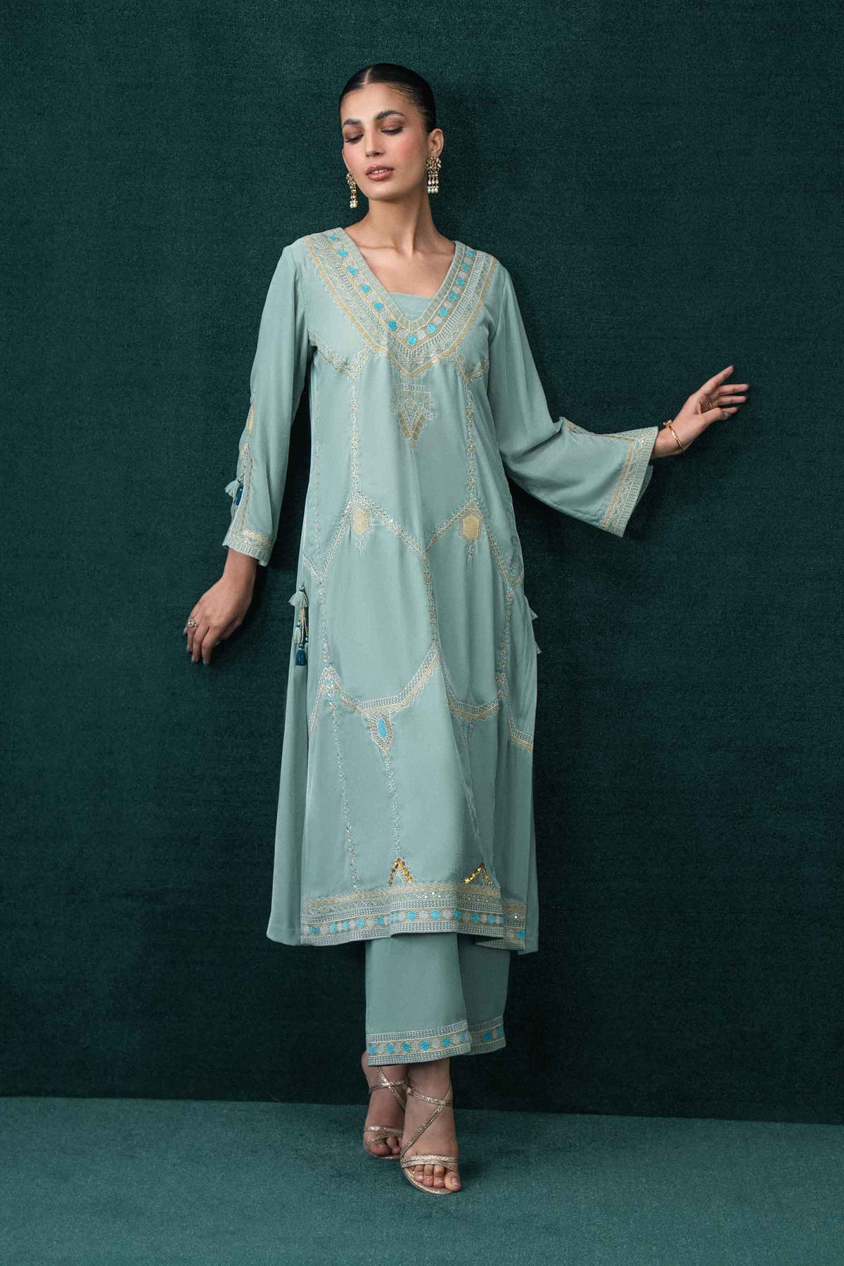 Nishat UK - Green Embroidered Velvet 2 Pieces ready to wear Dress