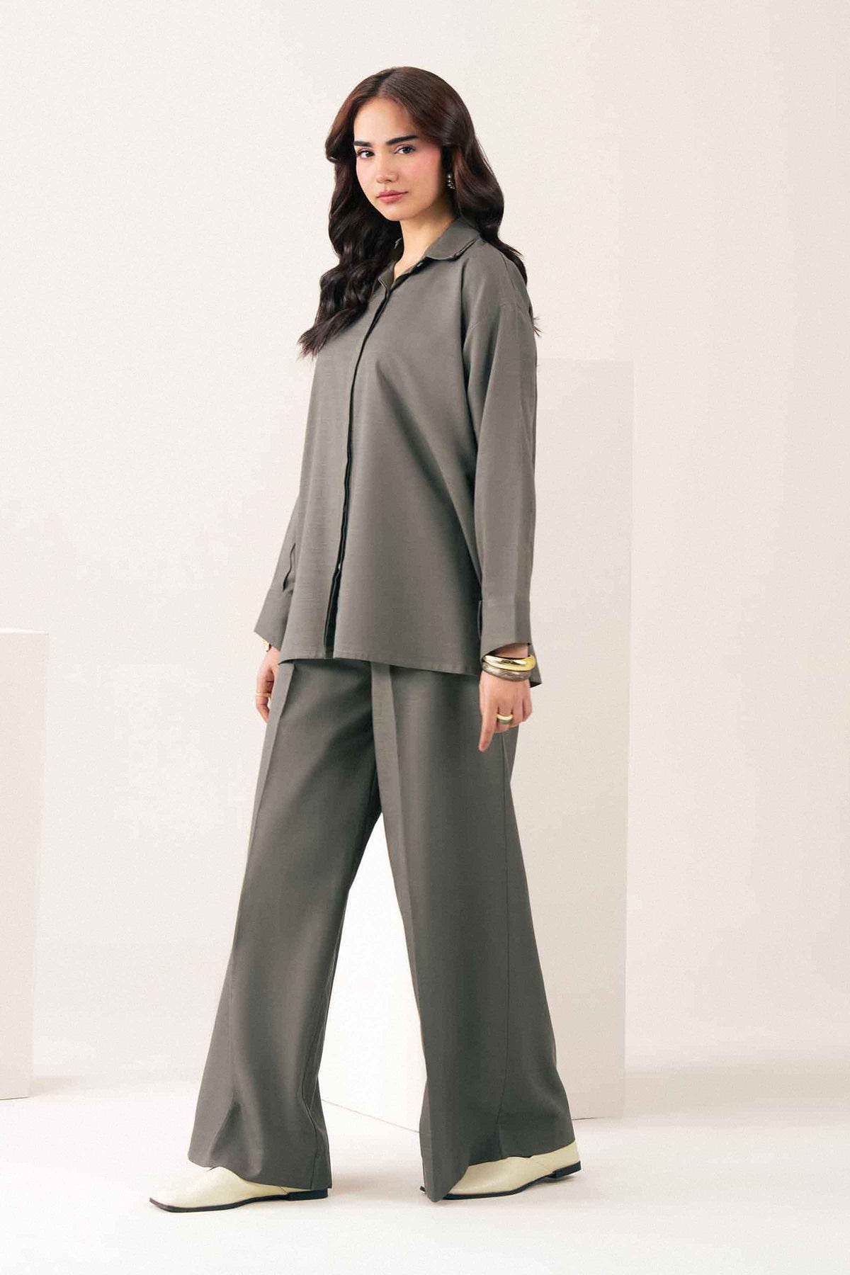 Nishat UK - Green Solids Yarn Dyed 2 Pieces ready to wear suit
