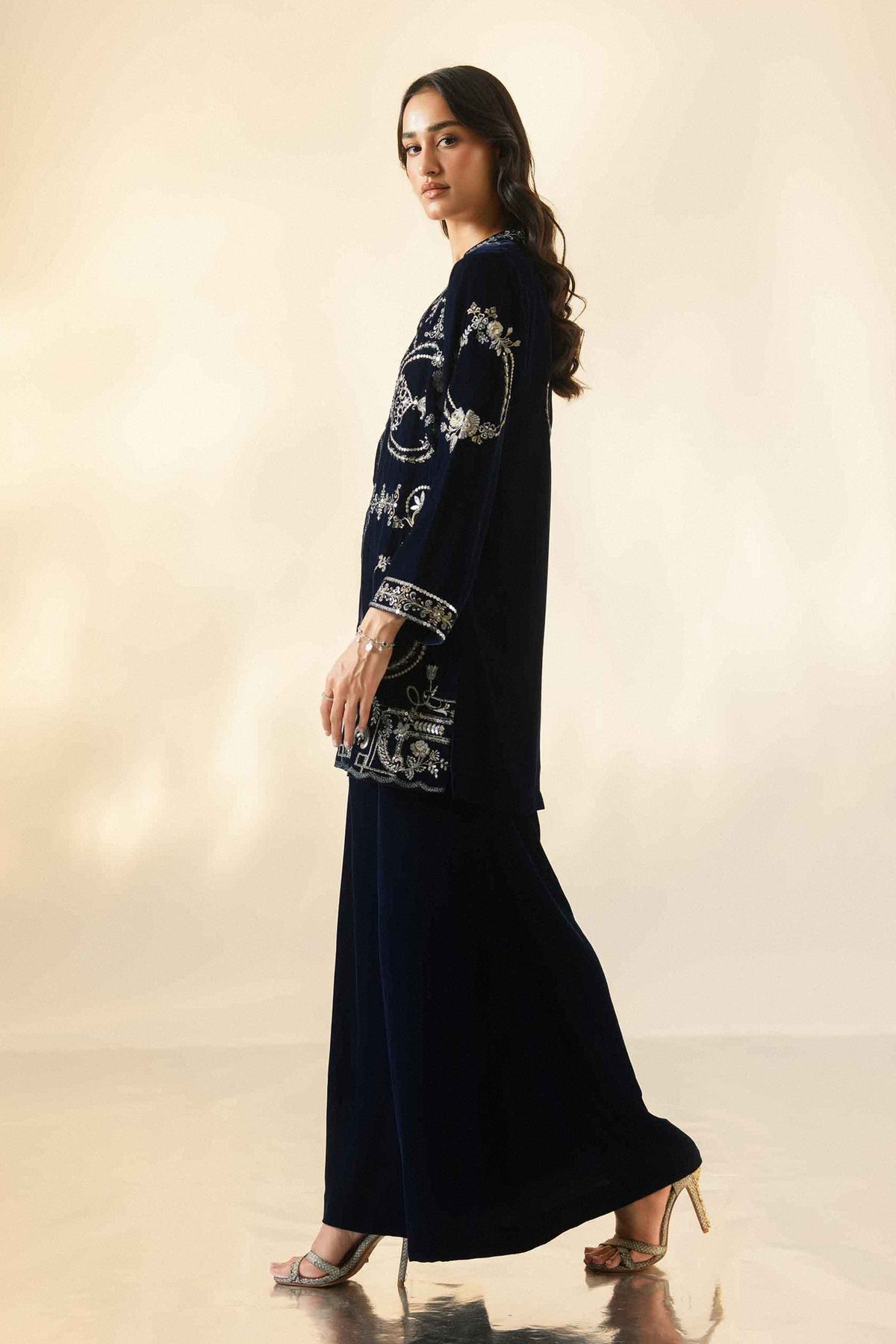 Nishat UK - Blue Embroidered Velvet 2 Pieces ready to wear Dress
