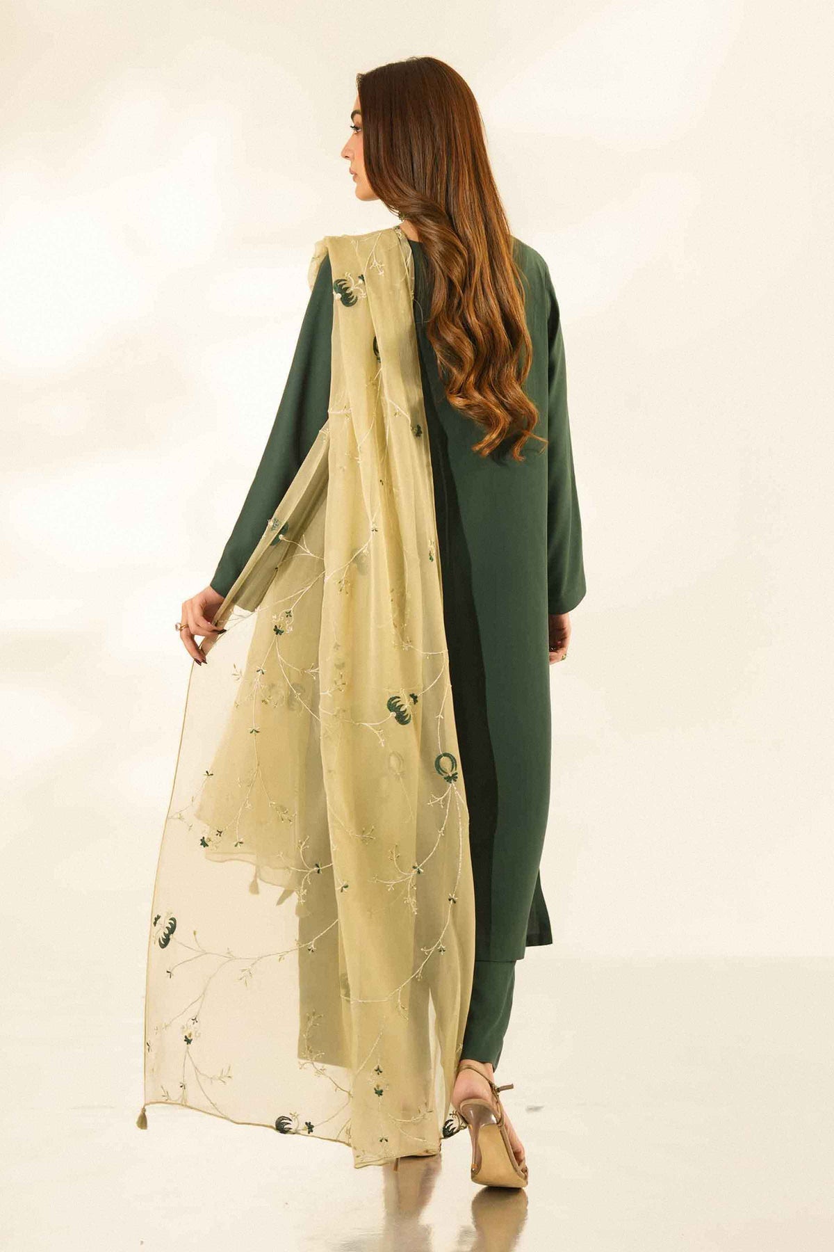 Nishat UK - Green Embroidered Linen 3 Pieces ready to wear luxury Suit