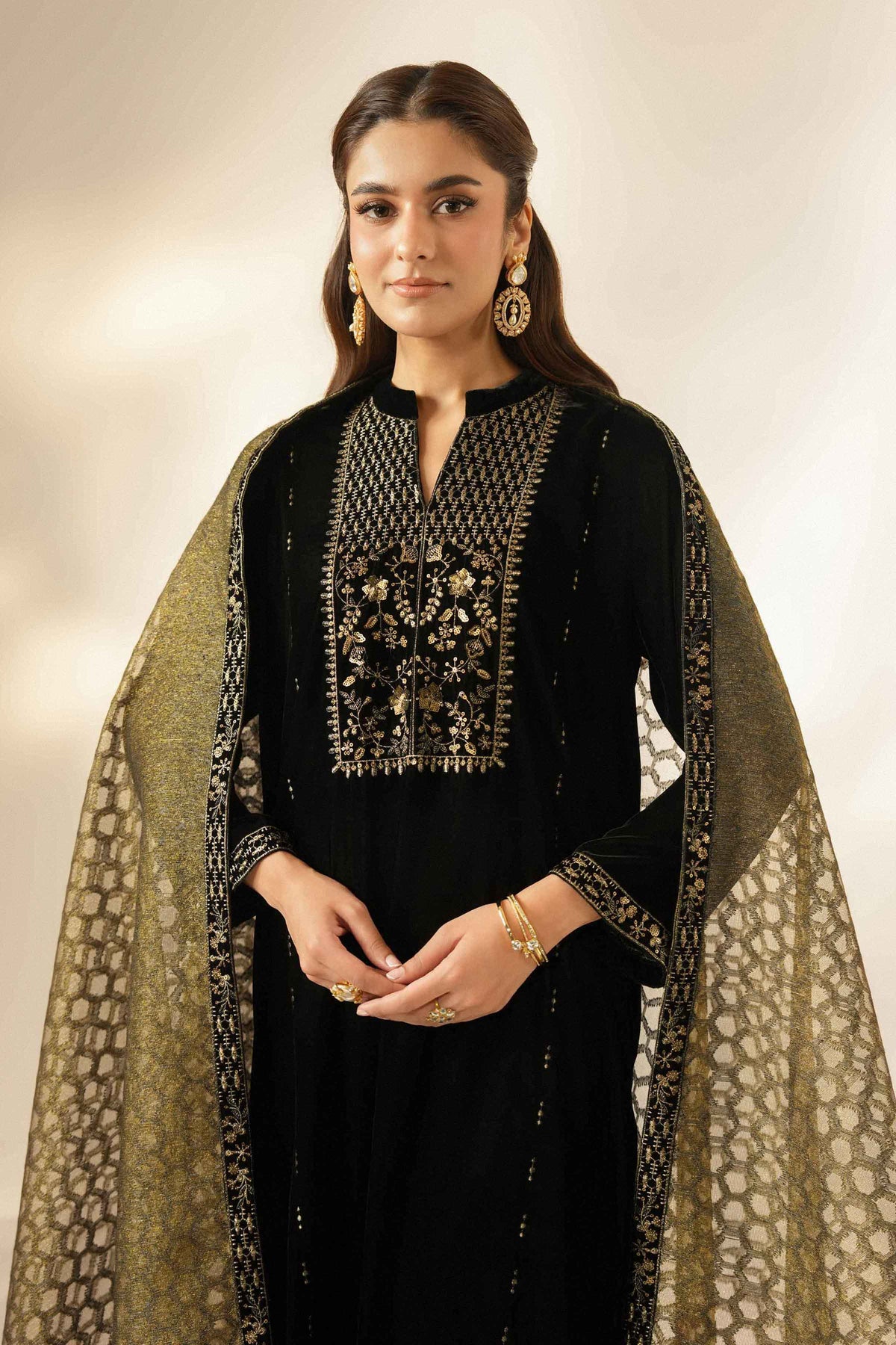 Nishat UK - Black Embroidered Velvet 3 Pieces ready to wear Suit