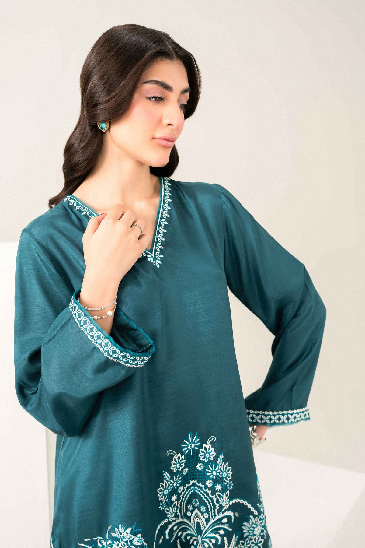Nishat UK - Green Embroidered Silk 3 Pieces ready to wear Suit