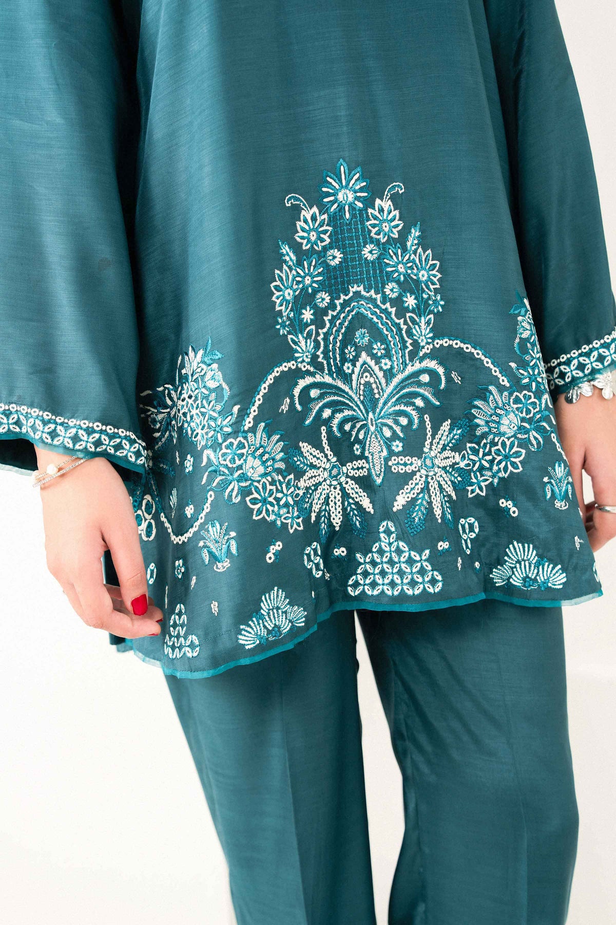 Nishat UK - Green Embroidered Silk 3 Pieces ready to wear Suit