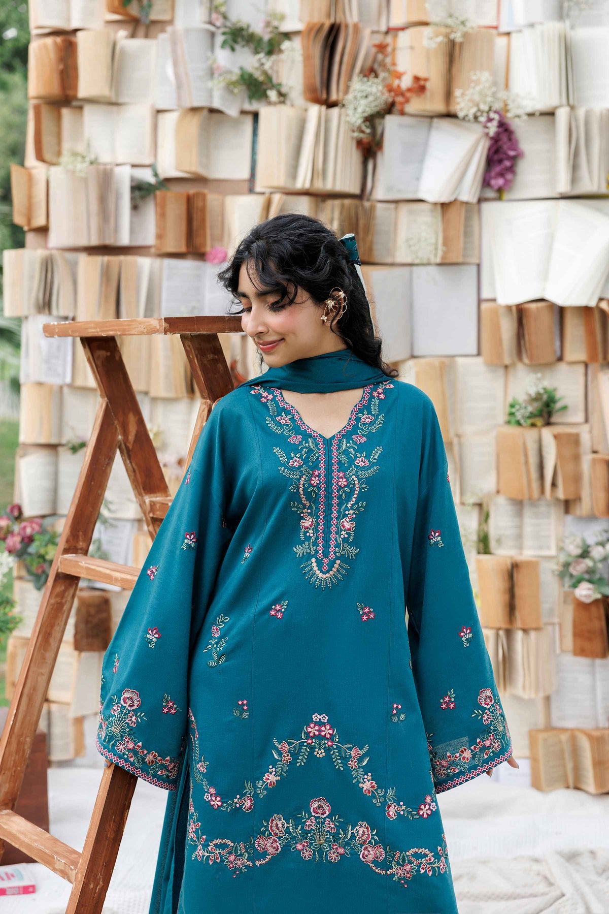 Nishat UK - Green Embroidered Karandi 3 Pieces ready to wear Suit