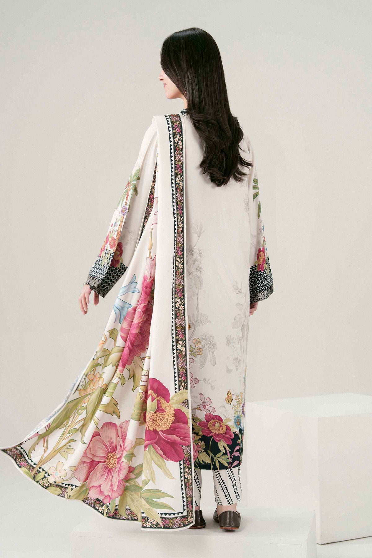 Nishat UK - Off White Embroidered Linen 3 Pieces ready to wear Suit