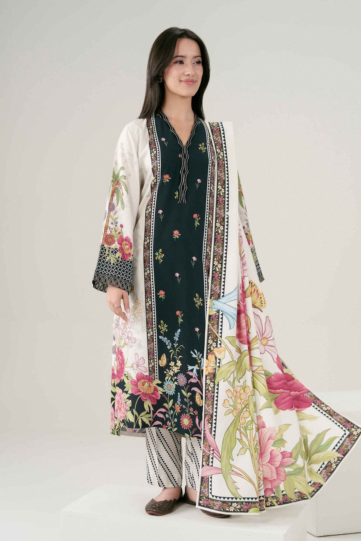Nishat UK - Off White Embroidered Linen 3 Pieces ready to wear Suit